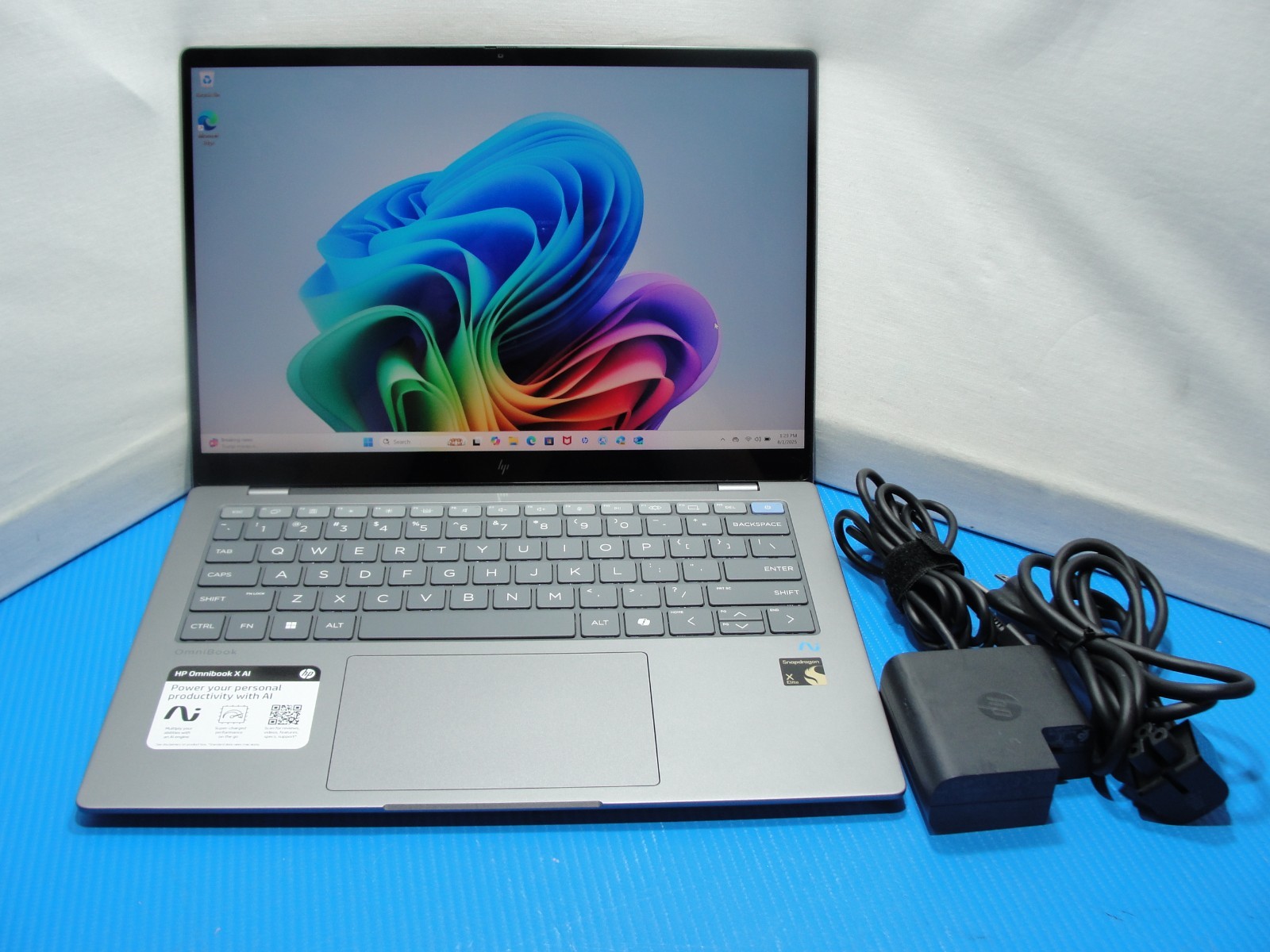 HP OmniBook X Ai 14-FE0013DX 14”WQXGA TOUCH X Elite X1E78100 3.4GHz 16GB SSD 1TB