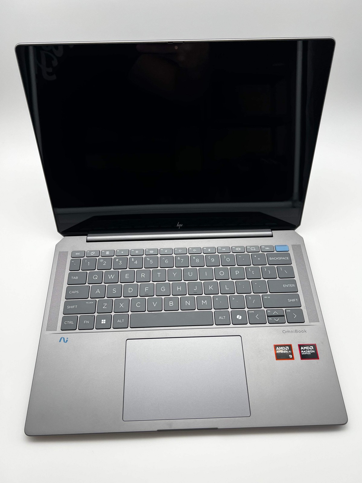 HP OmniBook Ultra 14-fd0013dx 14-inch AMD Ryzen AI 9 32GB 1TB Laptop Used With B
