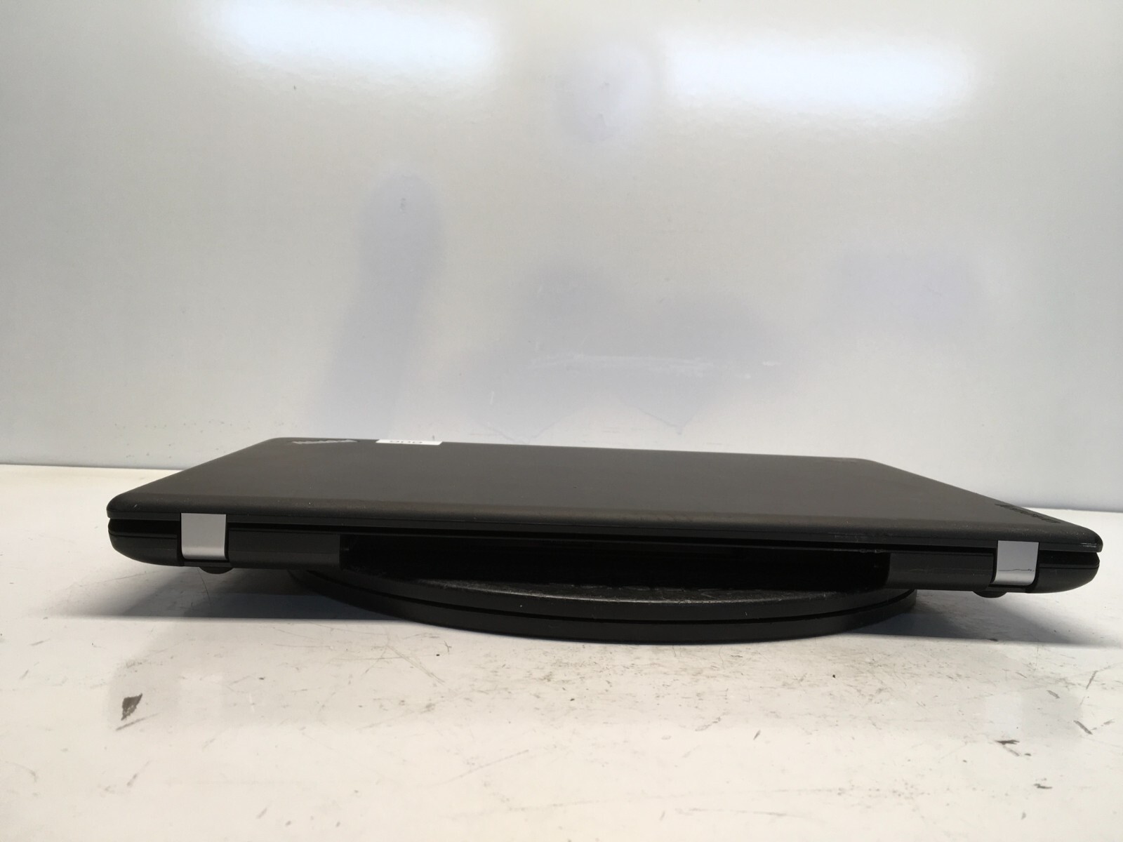 Lenovo ThinkPad E550 Intel i3-4005U 1.7GHz 4 GB NO HDD