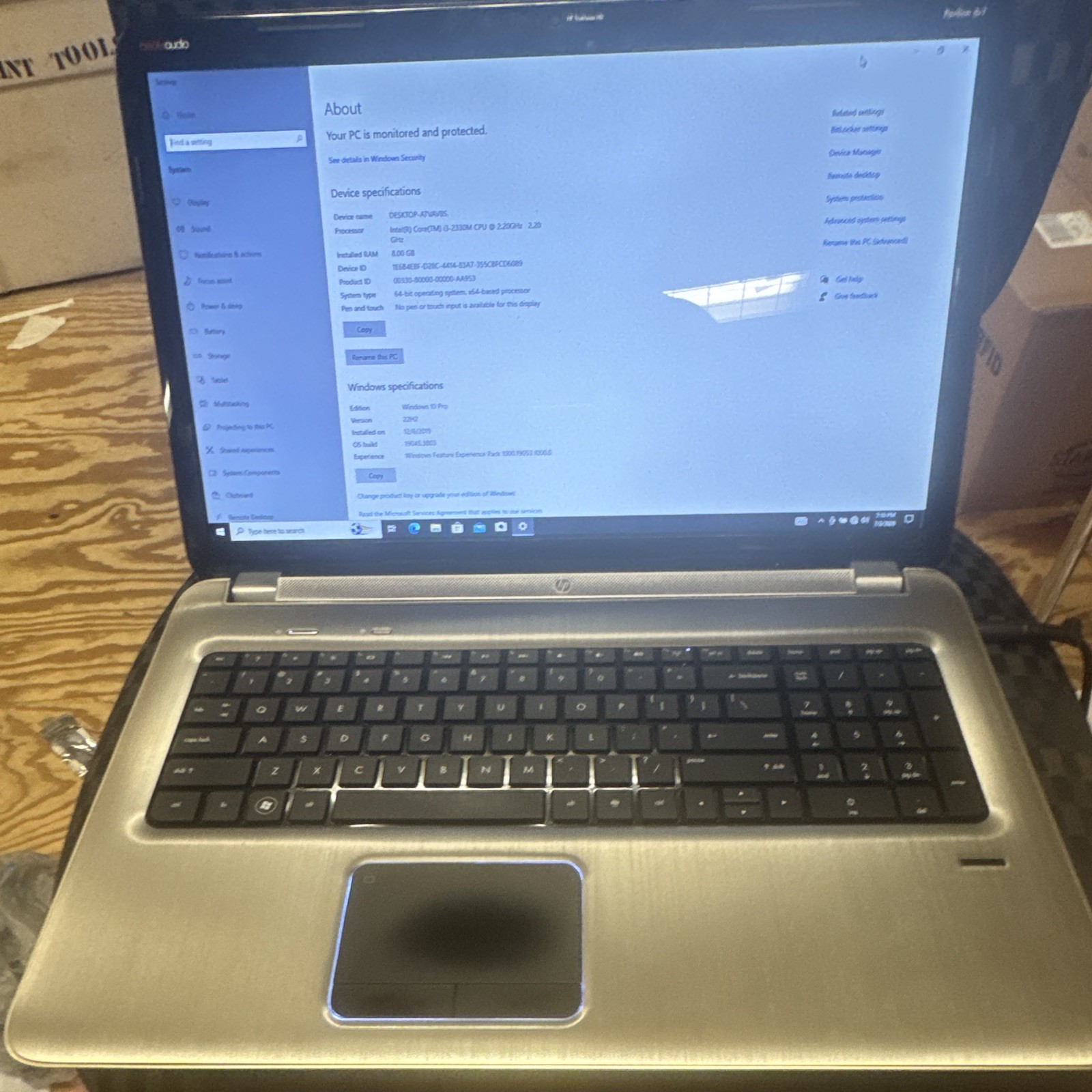 HP Pavilion dv7 17″ i3-370M 2.40GHz 8GB 500GB HDD Win 10 Pro Silver