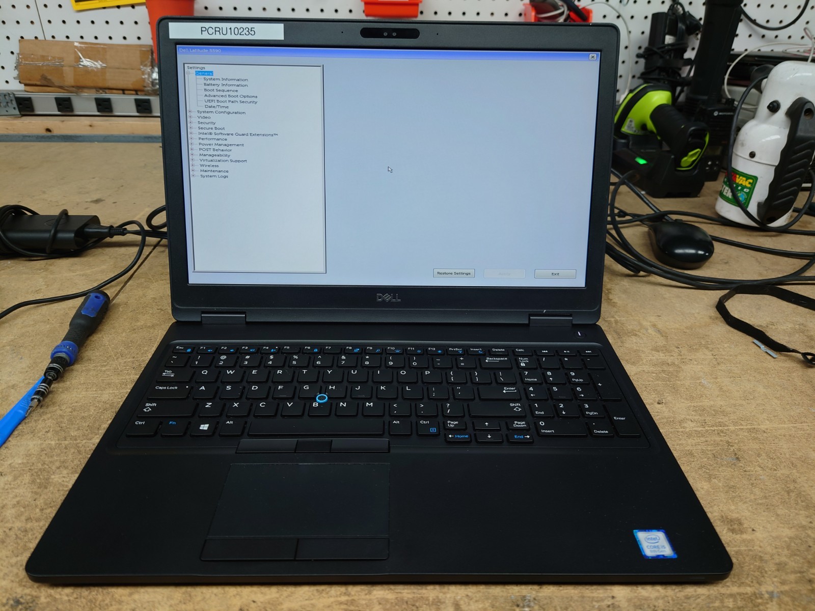 Dell Latitude 5590 15.6″ FHD i5-8350U 4GB RAM No OS/SSD