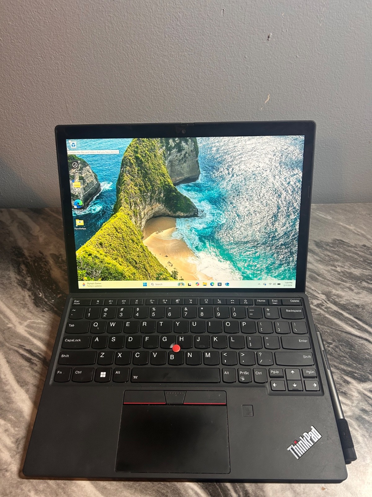 Lenovo X12 Detachable Gen 1 – 16GB RAM | 250GB SSD | Intel i5-1130G7 | Windows 1