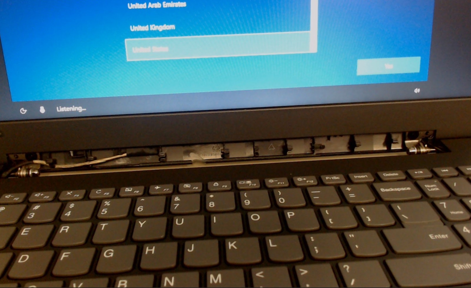Lenovo Laptop 130-15AST 81H5000NUS 15.6″ HD- AMD A6-9225 4GRAM 500GHDD W10H,used