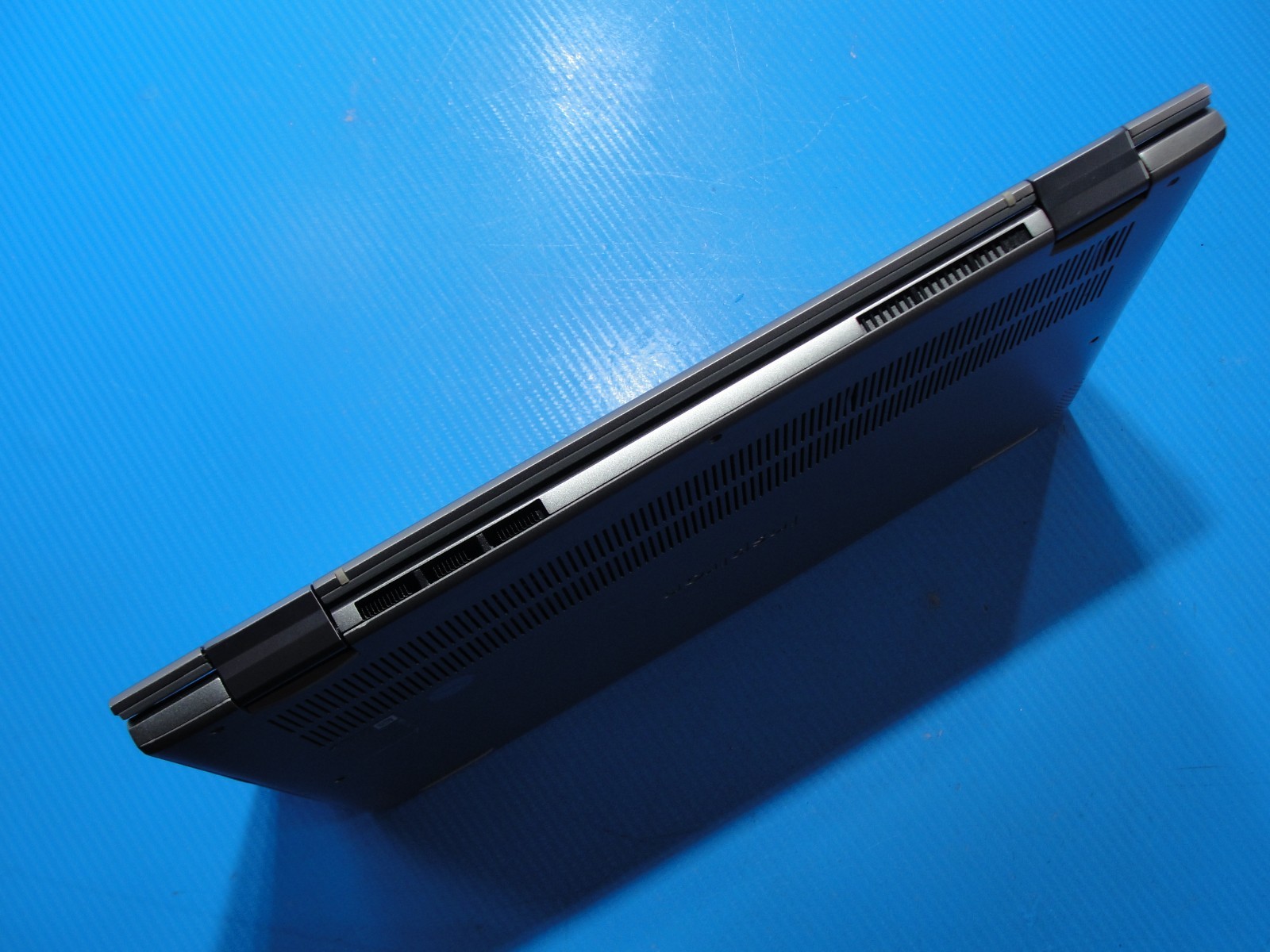 Dell Inspiron 5400 2n1 14”FHD TOUCH Intel Core i5-1035G1 1GHz 8GB SSD Reset256GB