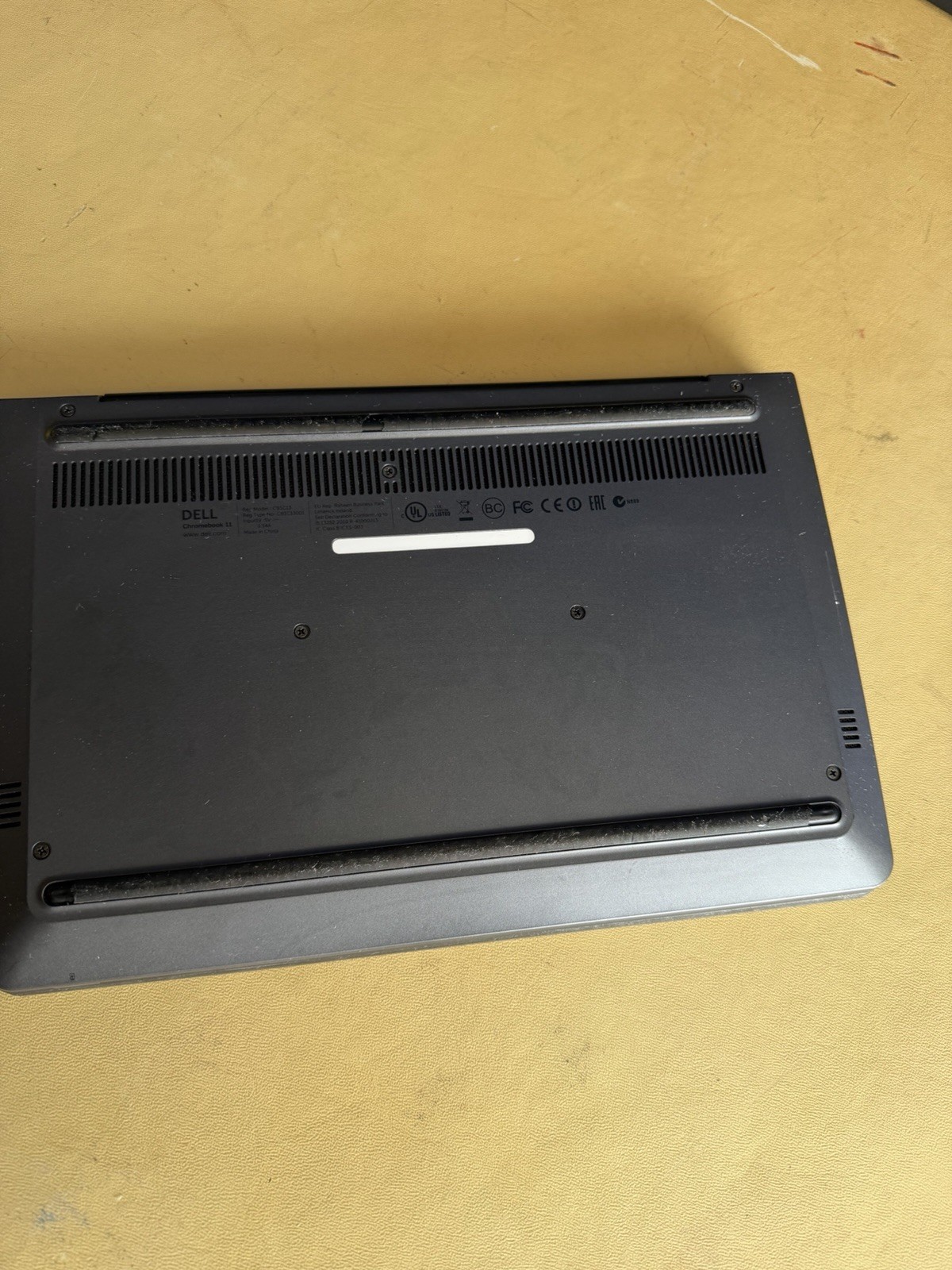 Dell Chromebook 11 CB1C13 Laptop 11.6” -No Charger AS-IS
