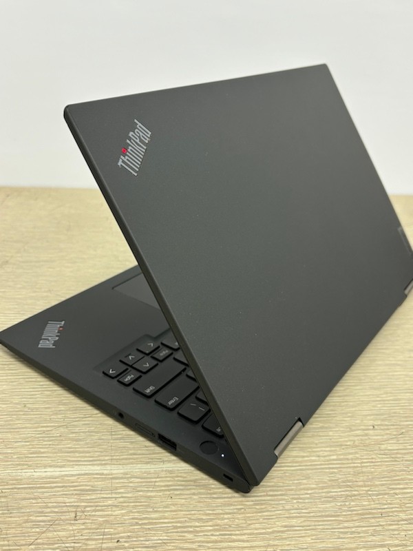 Lenovo ThinkPad X13 Yoga 13″ i5-1145G7 16GB 256GB SSD W11P Toush 2-in-1 Laptop