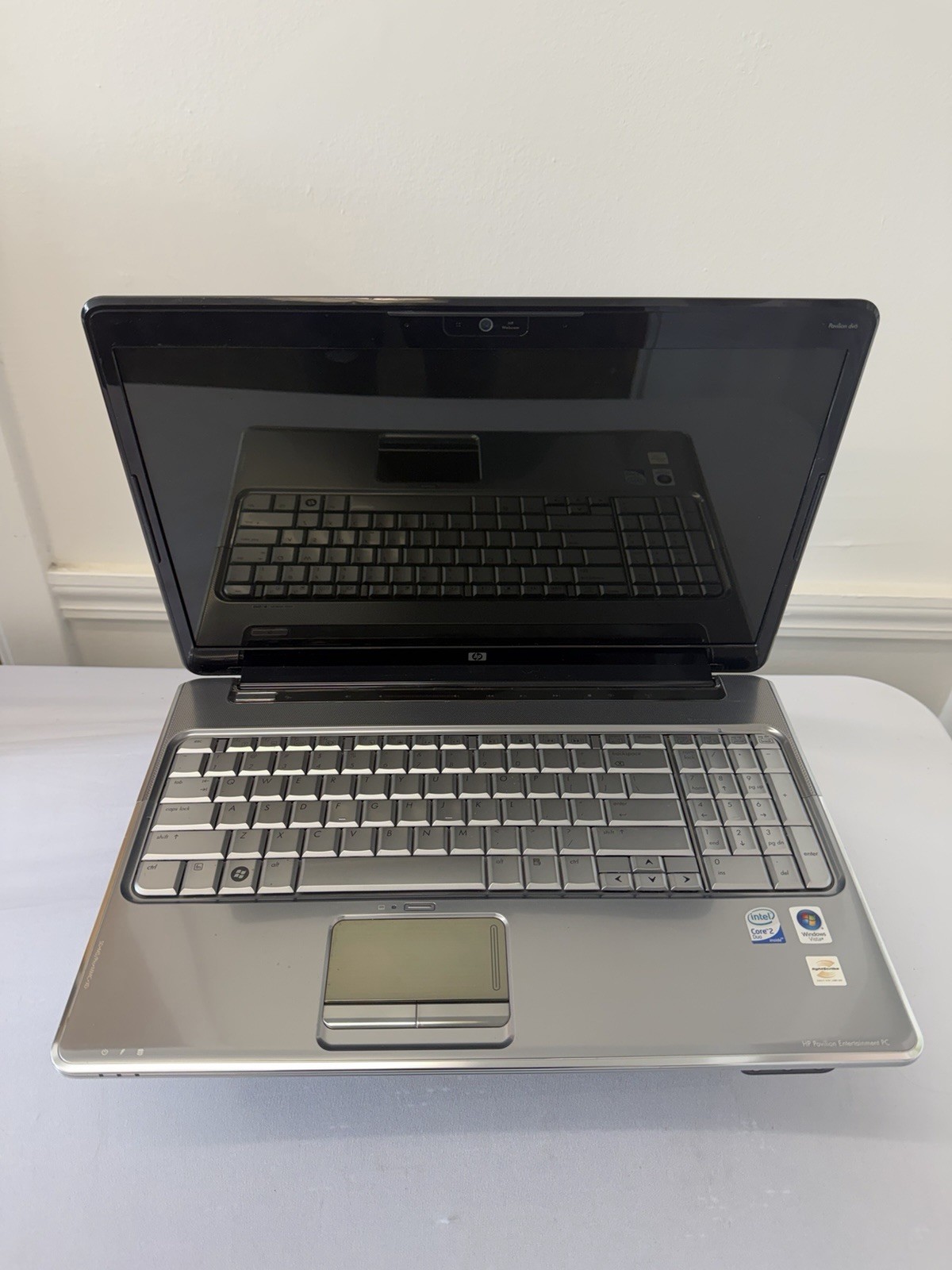 HP Pavillion dv6-1030us Laptop – Good Screen – Intel Duo T6400 – Read Des