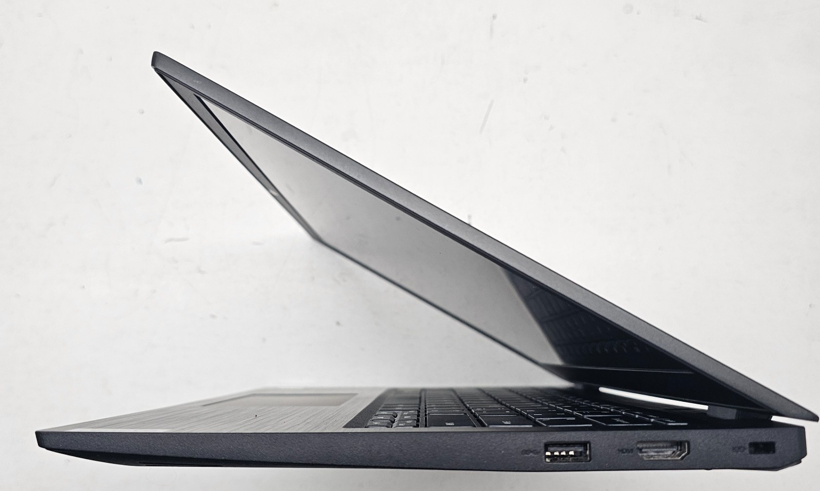 Lenovo 14W 14″ Laptop AMD A6-9220C 4GB Ram 64GB eMMC No OS (FL)