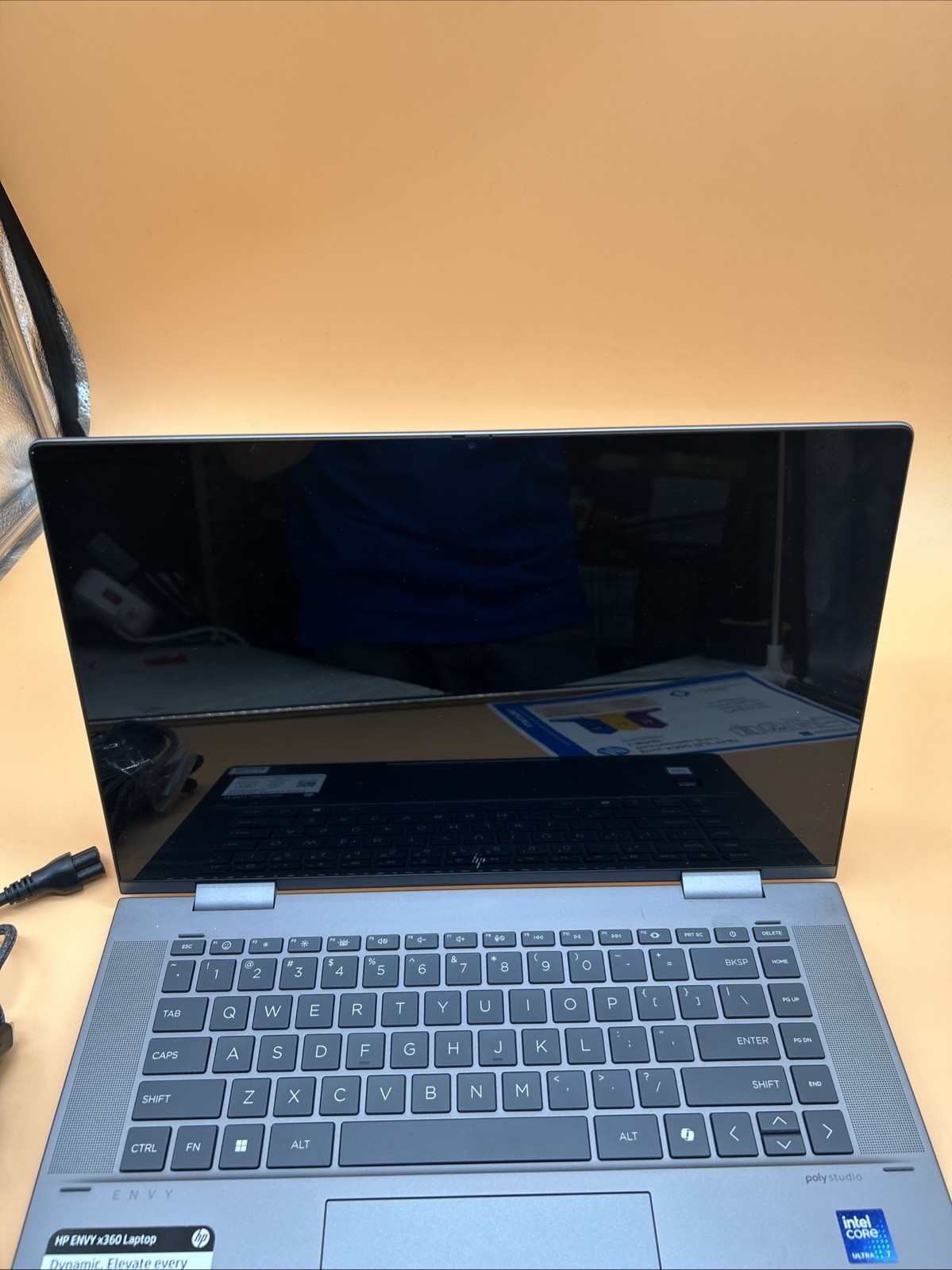 HP 15-fe1071cl Envy x360 15.6″ FHD Touchscreen Ultra 7 155U 2.1GHz Intel