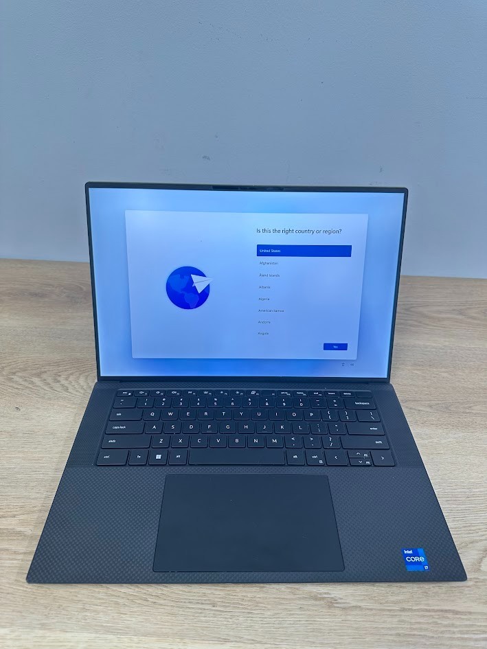 Dell Precision 5560 Core i7 11800H 32GB DDR4, Nvidia Quadro T1200 512GB SSD 2021
