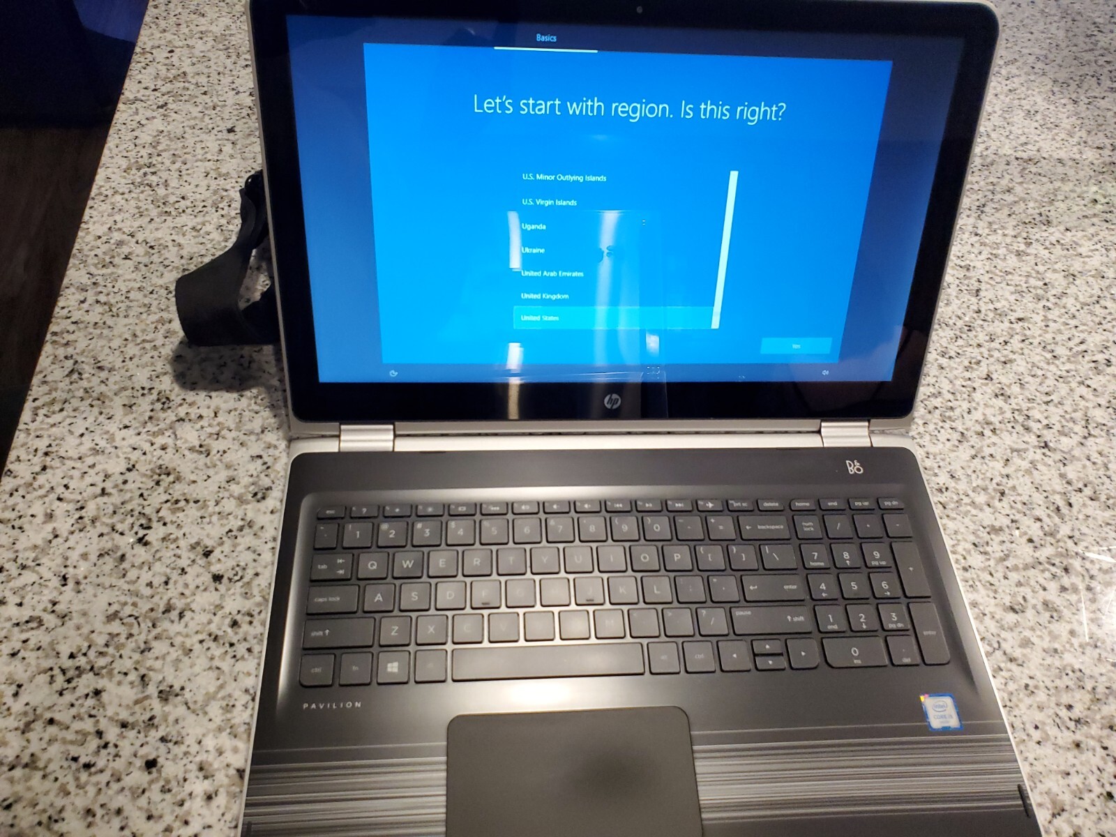 HP Pavilion x360 15.6 Inches (1TB, Intel i5-6200U, 2.3 – 2.8GHz, 8GB) Laptop