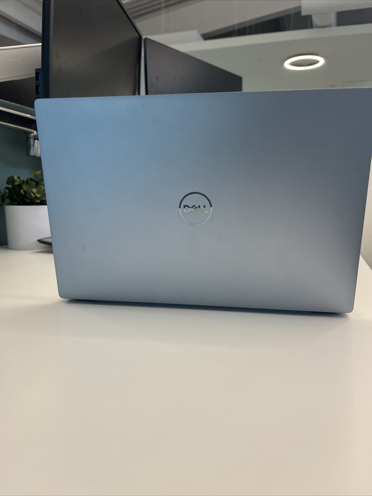 Dell Laptop XPS – Practically New – Used for 3 weeks. Charger included. 