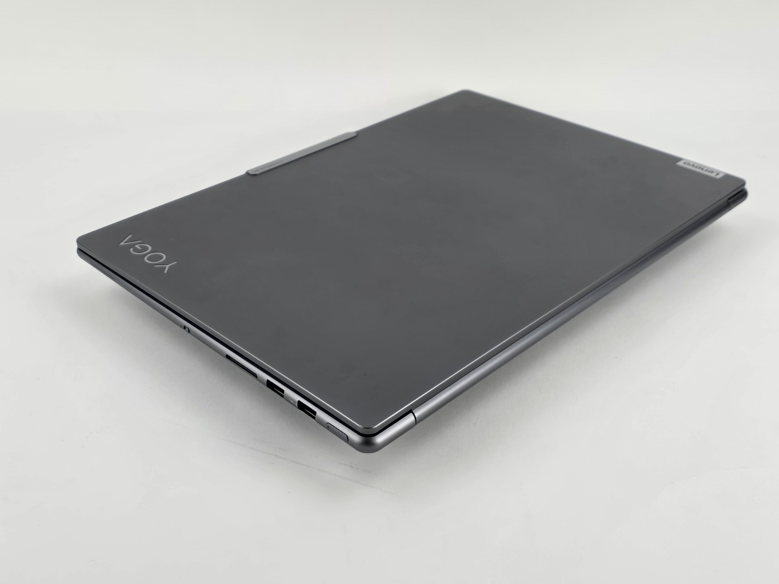 Lenovo Yoga Pro 9i 16″ 3.2K Ultra 9 185H 32GB 1TB SSD RTX 4050 – Used – READ