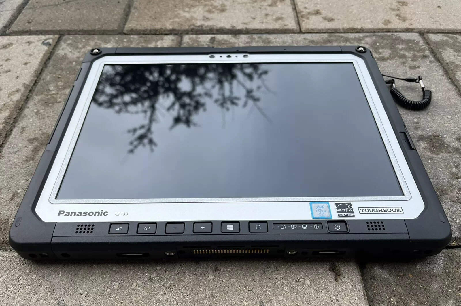 Panasonic Toughbook CF-33 12.1 Touch 2.60GHz Core i5-7300U 16GB Tablet
