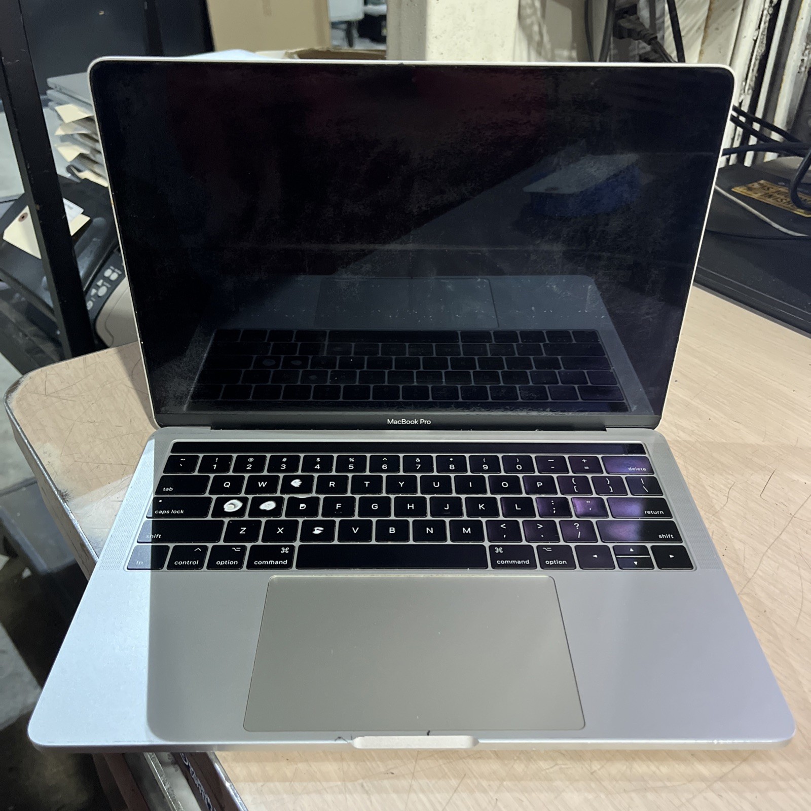 APPLE MACBOOK PRO 13″ TOUCH/MID-2017 CORE I5-7267U 3.1GHZ 8GB RAM 256SSD