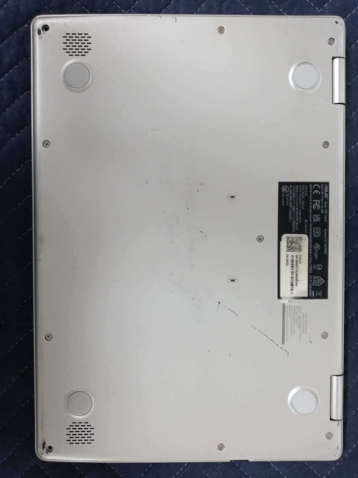 ASUS Chromebook Intel Model 7265D2W-11.6-inch 4GB 32GB HD Non-Touch,Silver C423N