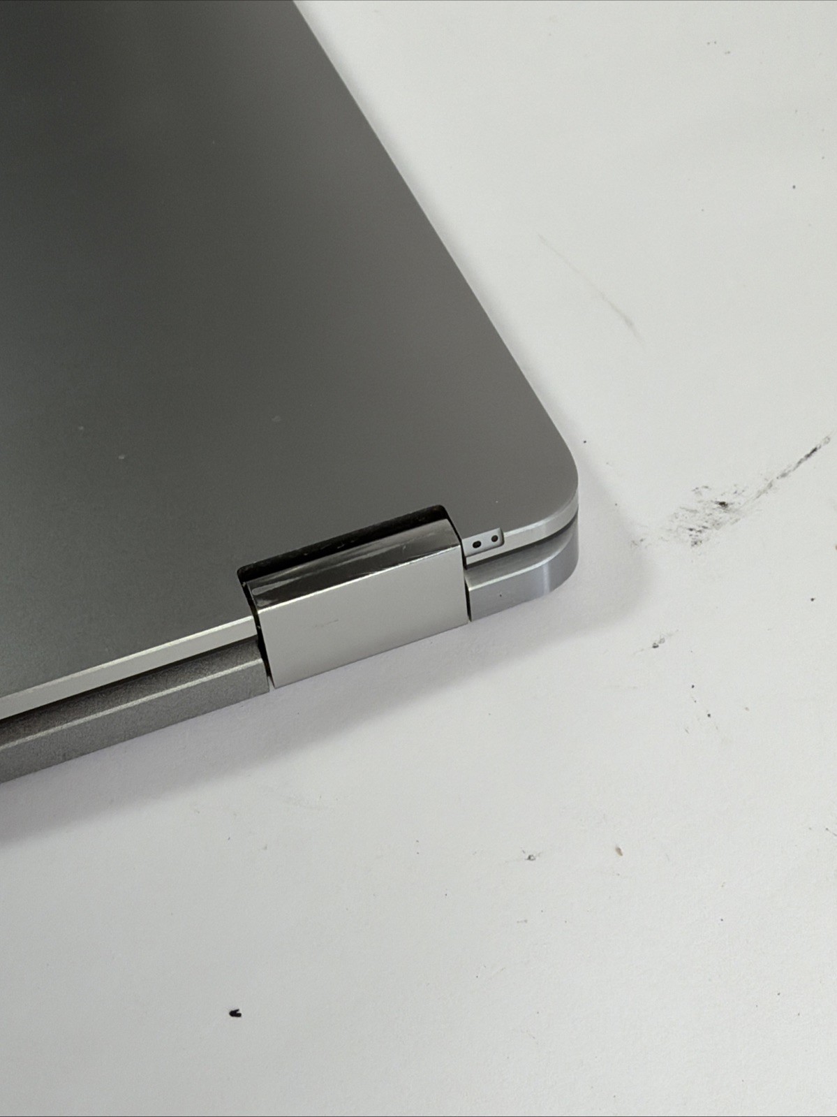 Dell Latitude 7400 (2-in-1) 14 FHD TOUCH i5-8365u 8GB 256GB SSD Win 11 Pro