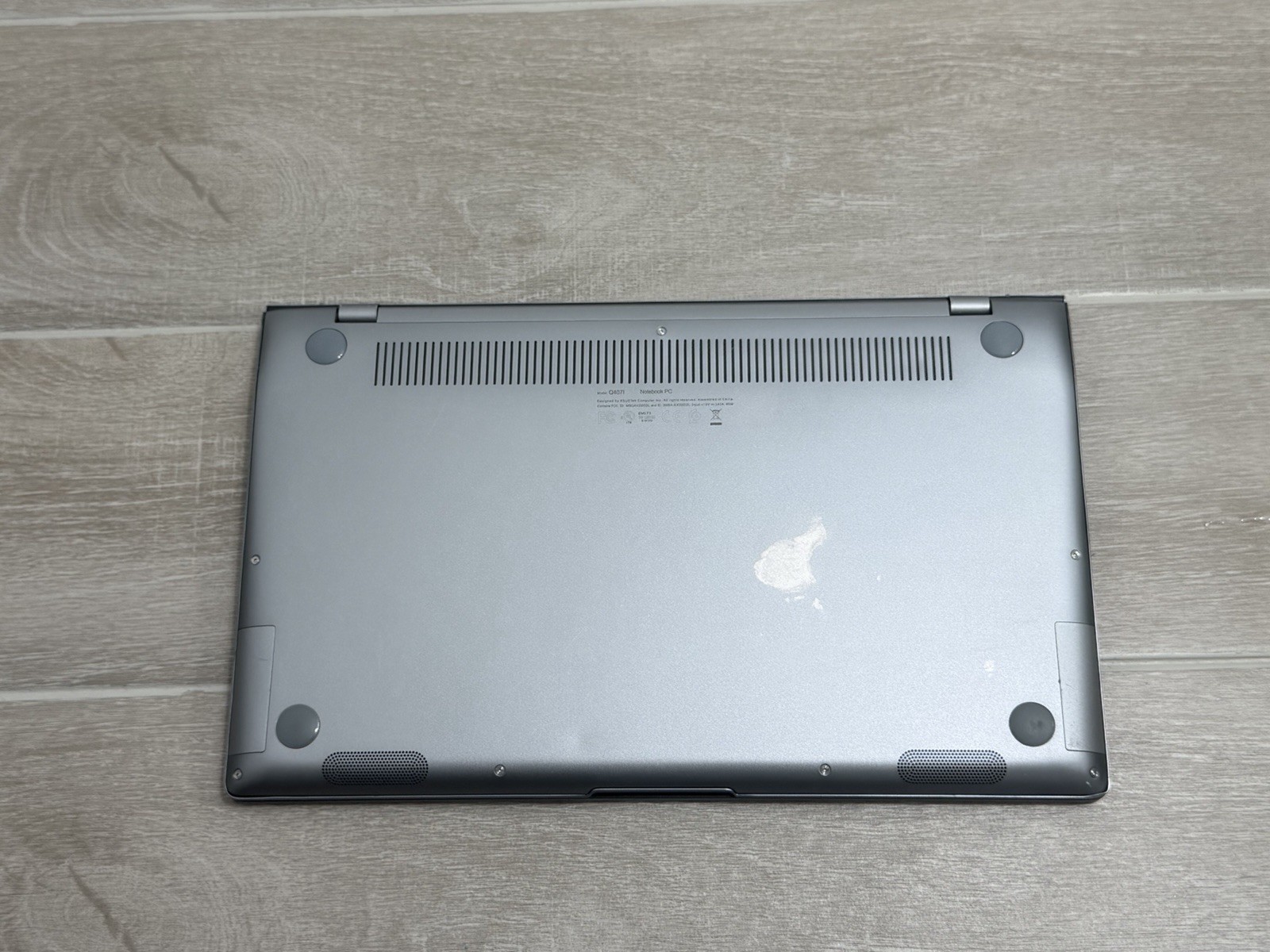 Asus ZenBook Q4071 14″ Ryzen 5-4500U GeForce MX350 8GB RAM 256GB SSD