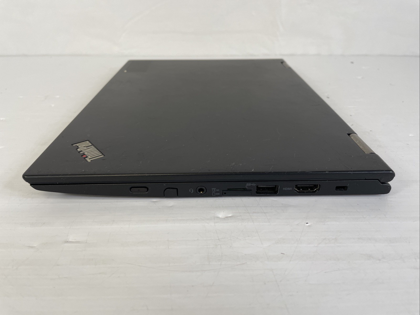 LENOVO YOGA 370 INTEL CORE I7-7500U 2.70GHZ **NO HD RAM, HDD, OS ** FOR PARTS