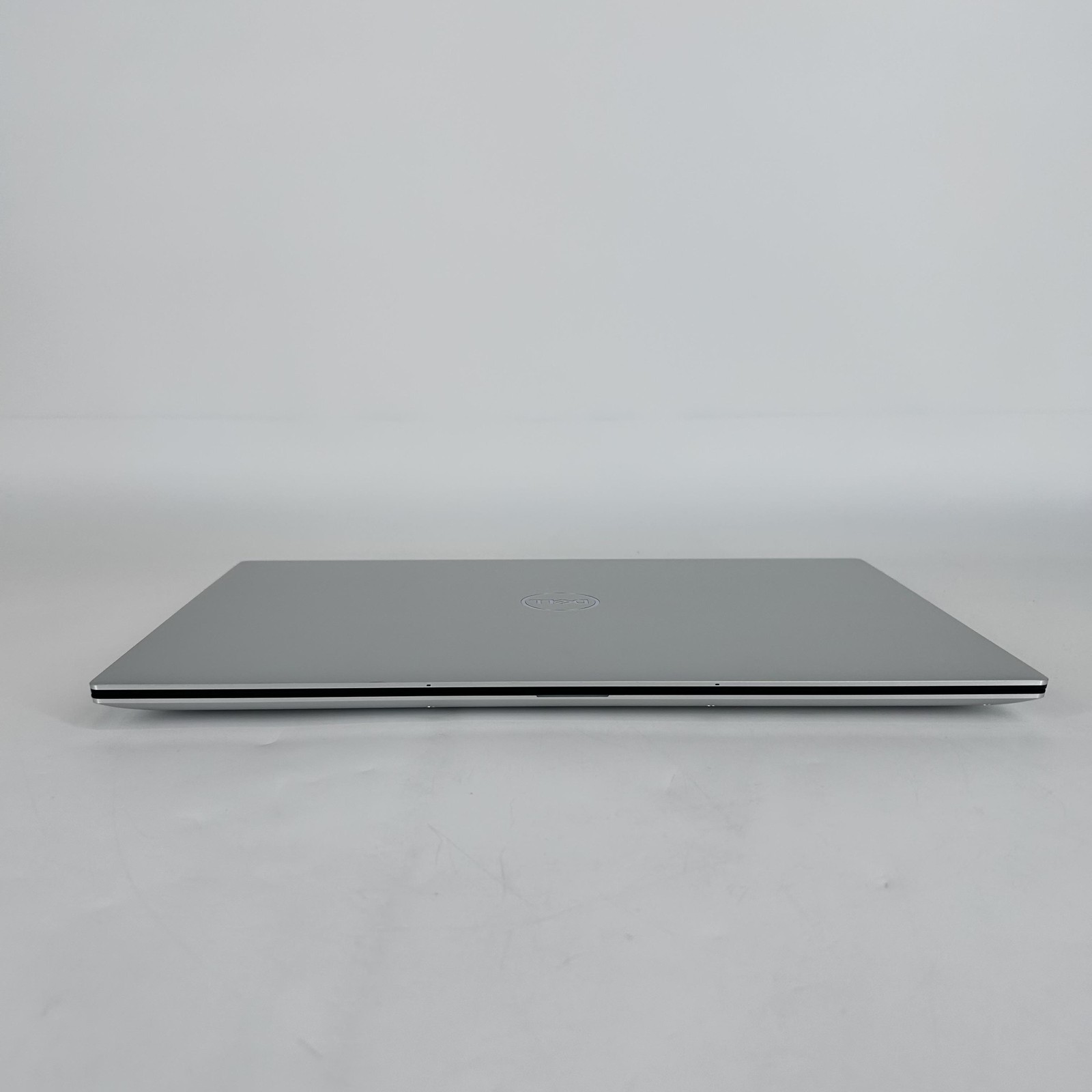 Dell XPS 15 9530 FHD+ 2.4 GHz i7-13700H 16GB 512GB SSD Intel Arc A370M Very Good