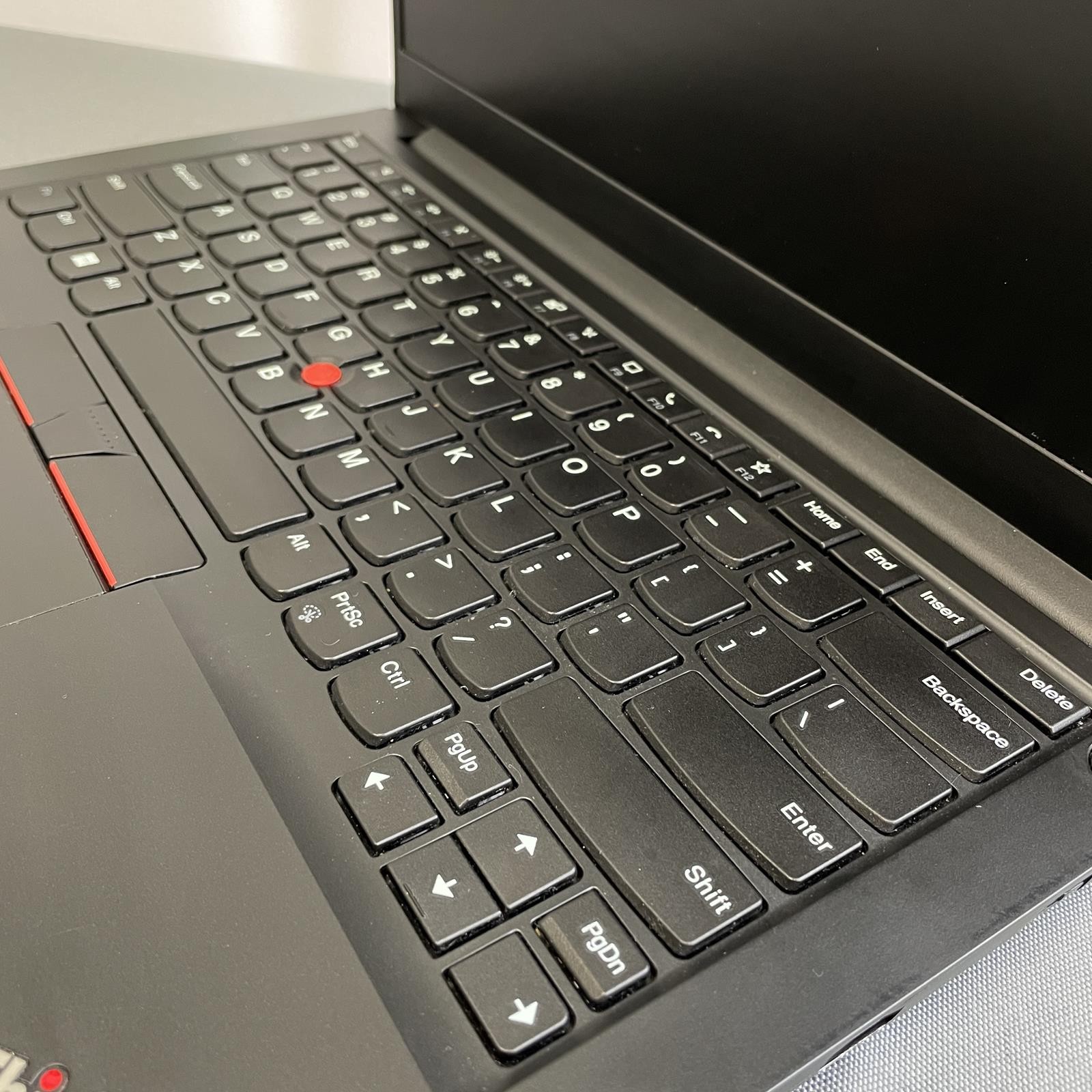 Lenovo ThinkPad E14 Gen 3, Ryzen 7-5700U, 16GB RAM, 256GB NVMe (SEE PHOTOS)