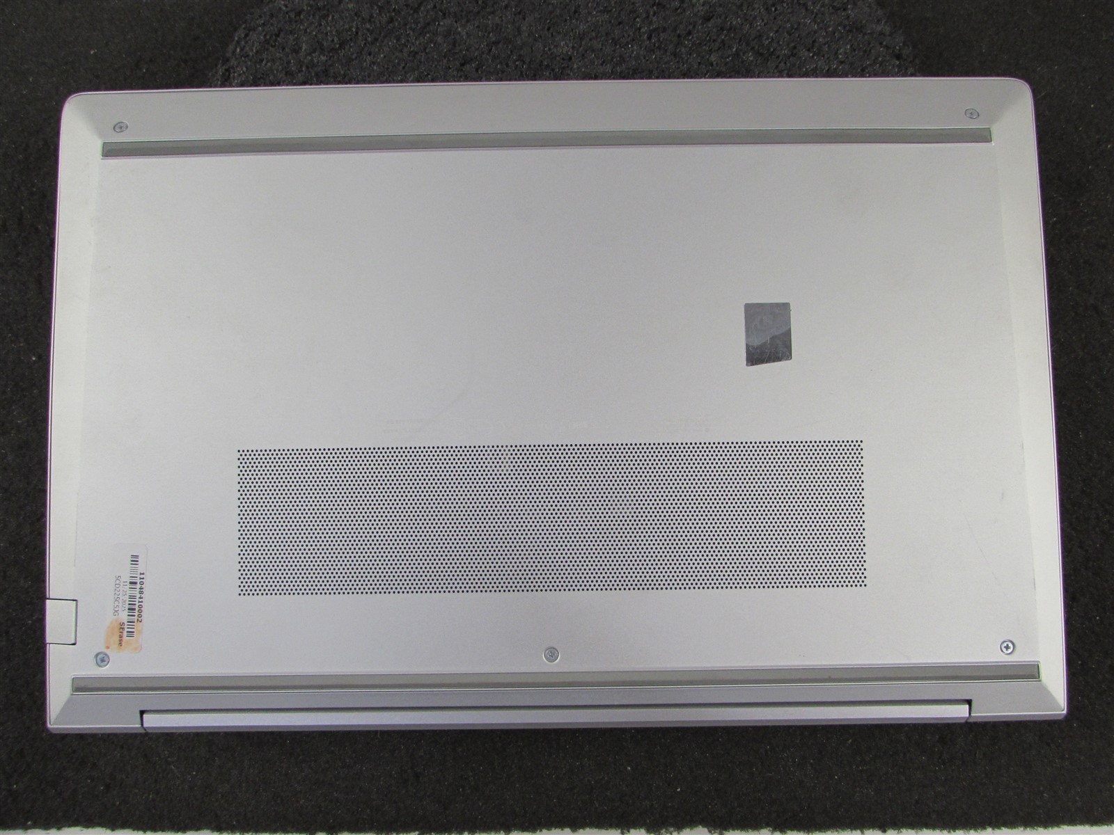 HP ELITEBOOK 655 (G9) 15.6″ 1920X1080 AMD RYZEN 5 PRO 512GB SSD 16GB RAM NO O.S