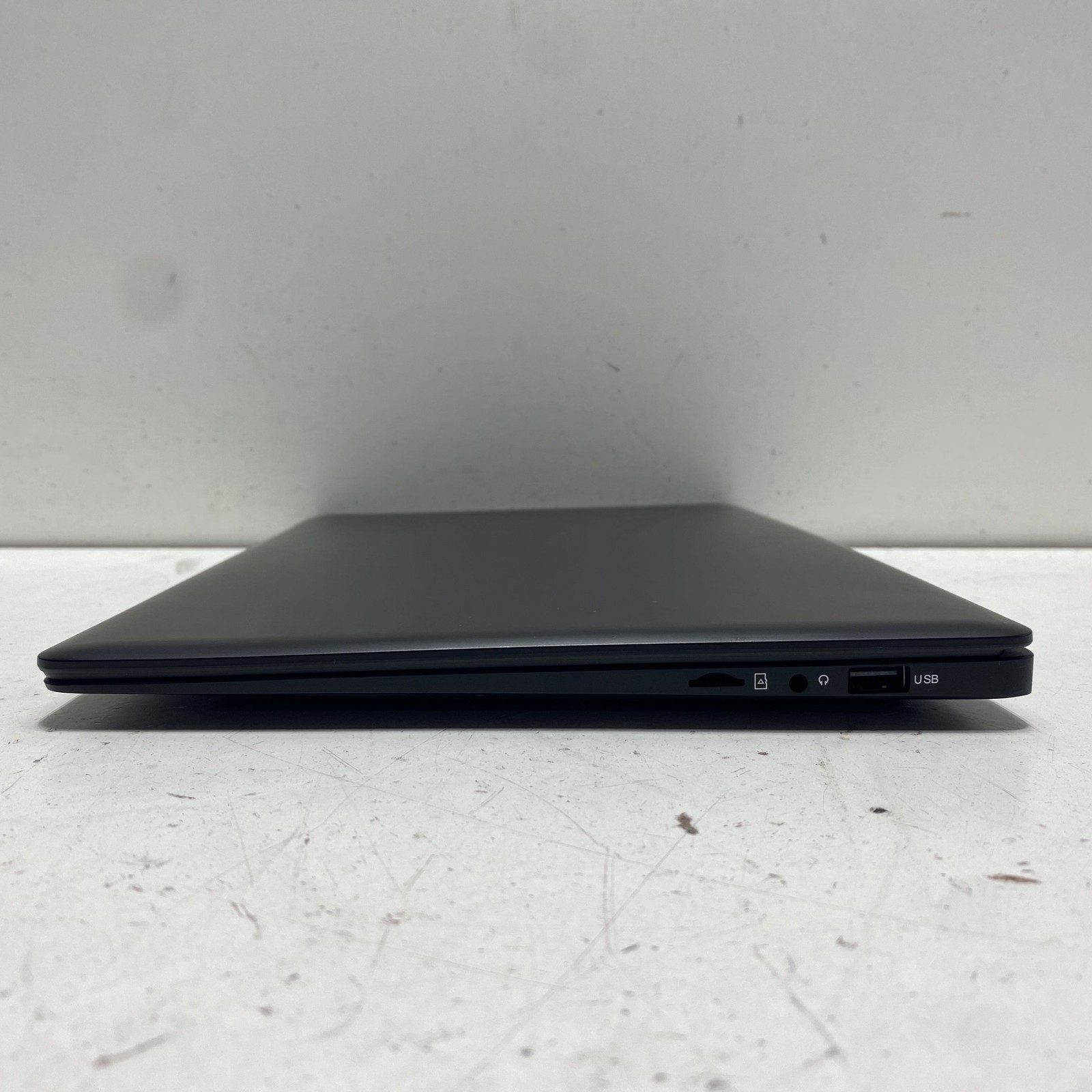 TG-TEK 14.1″ Laptop TGL1401 Windows 10 Black Tested Powers On Factory Reset