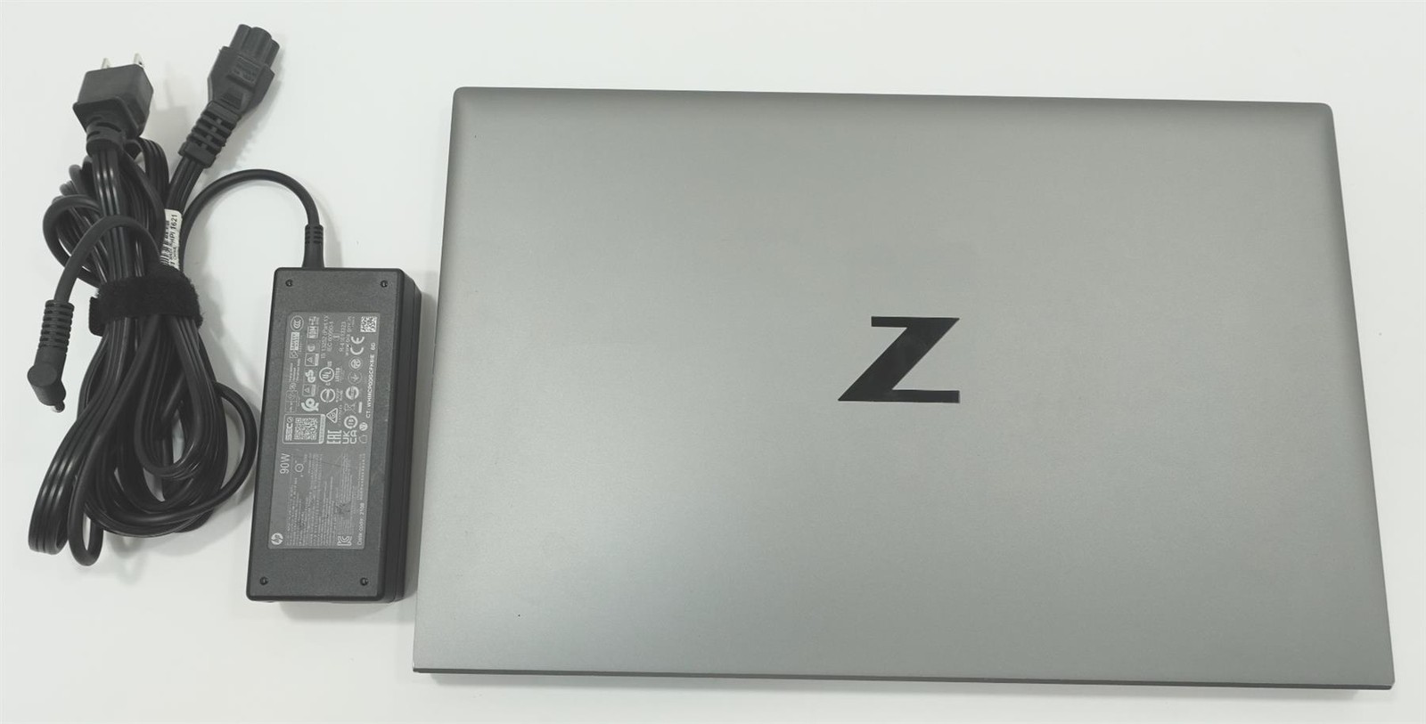 HP ZBOOK Firefly G8 Mobile WS 15.6″ Core i7-1185G7 3.00GHz 16GB 256GB SSD
