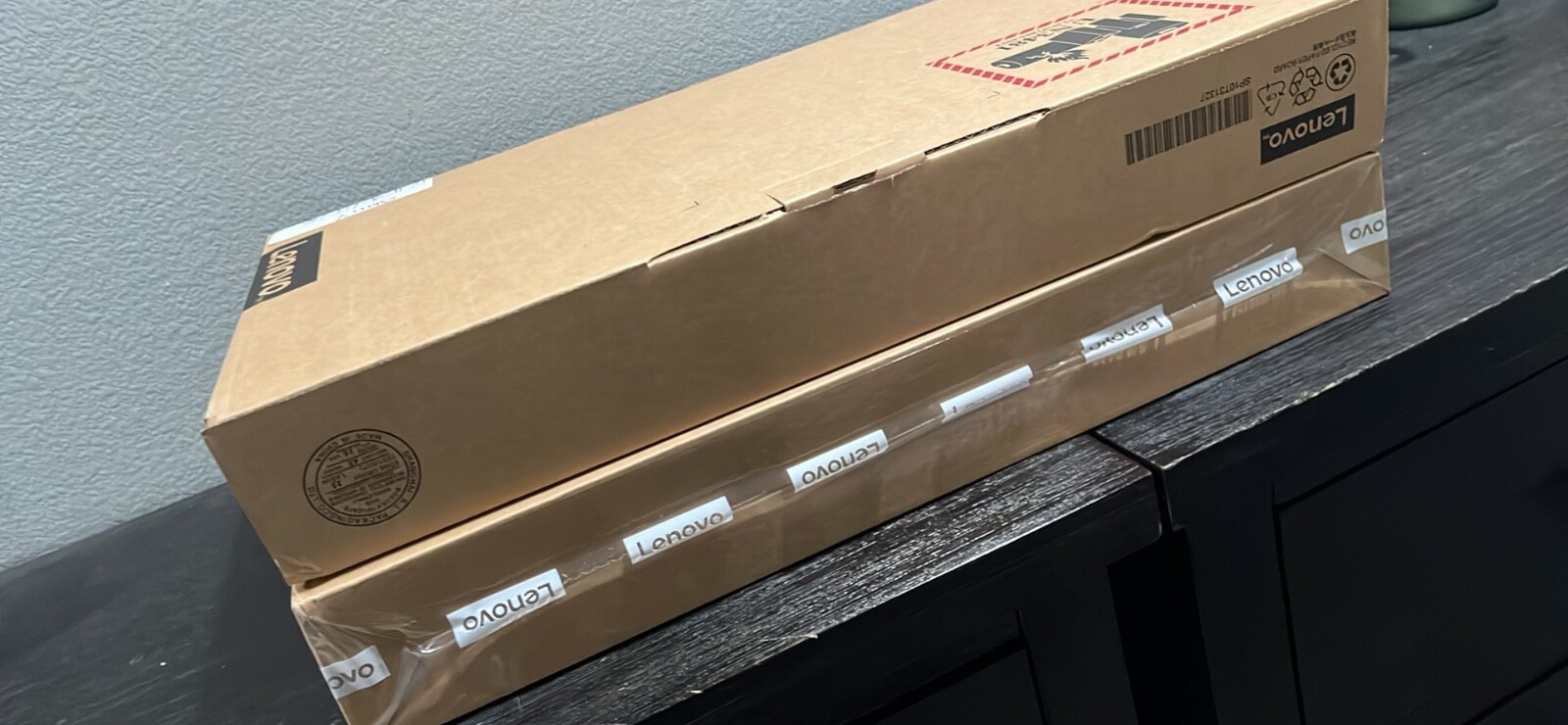 Lenovo IdeaPad Slim 7 Pro 14IHU5 14″ (1TB SSD, Intel Core i7 11th Gen BUNDLE