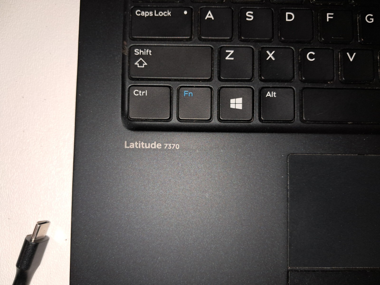 Dell Latitude 7370 13.3″ 16GB 256 GB SSD Windows10 Pro – Used w Extra Battery