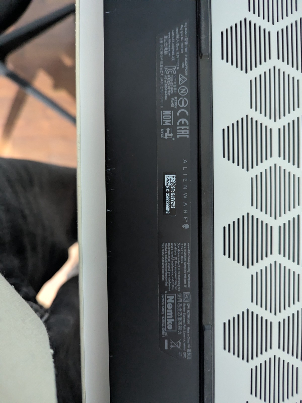 Alienware M15 R2 PARTS OR REPAIR Intel i7-9 – 16GB RAM – NVIDIA RTX 2060