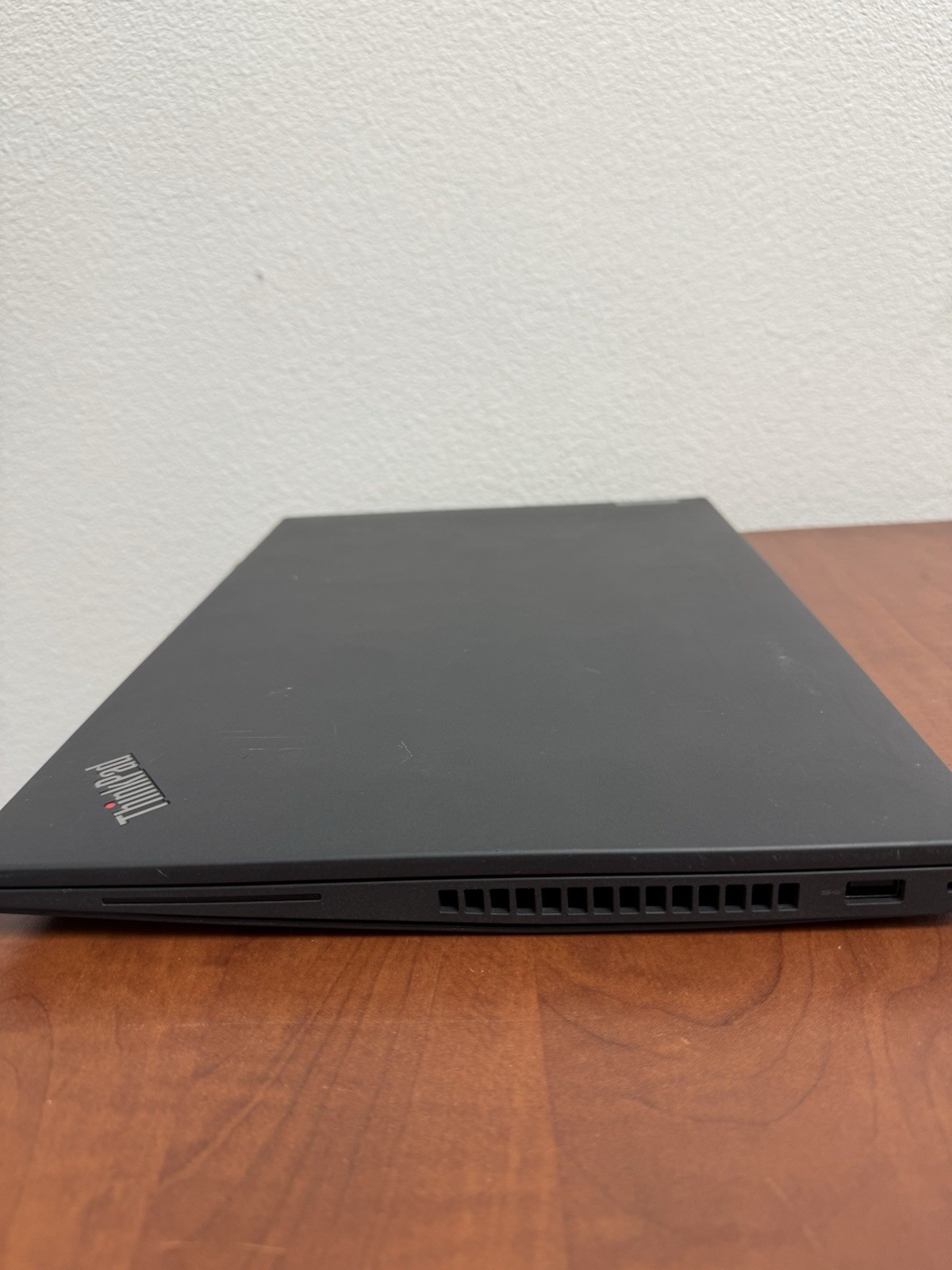 Lenovo ThinkPad T16 Gen 2 Laptop AMD i7-1365U 16GB No SSD