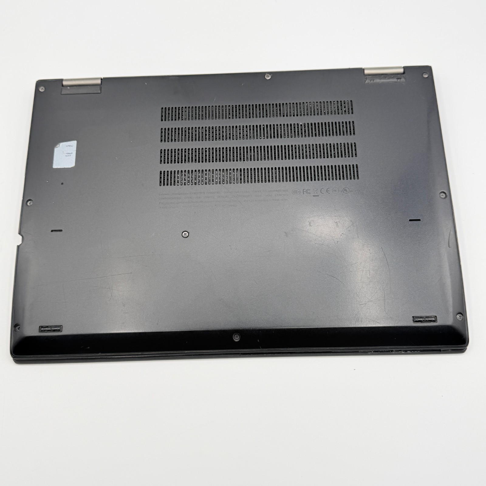 Lenovo ThinkPad Yoga 370 2-in-1 13″ FHD Touch I5-7300U 256GB SSD 8GB W11P