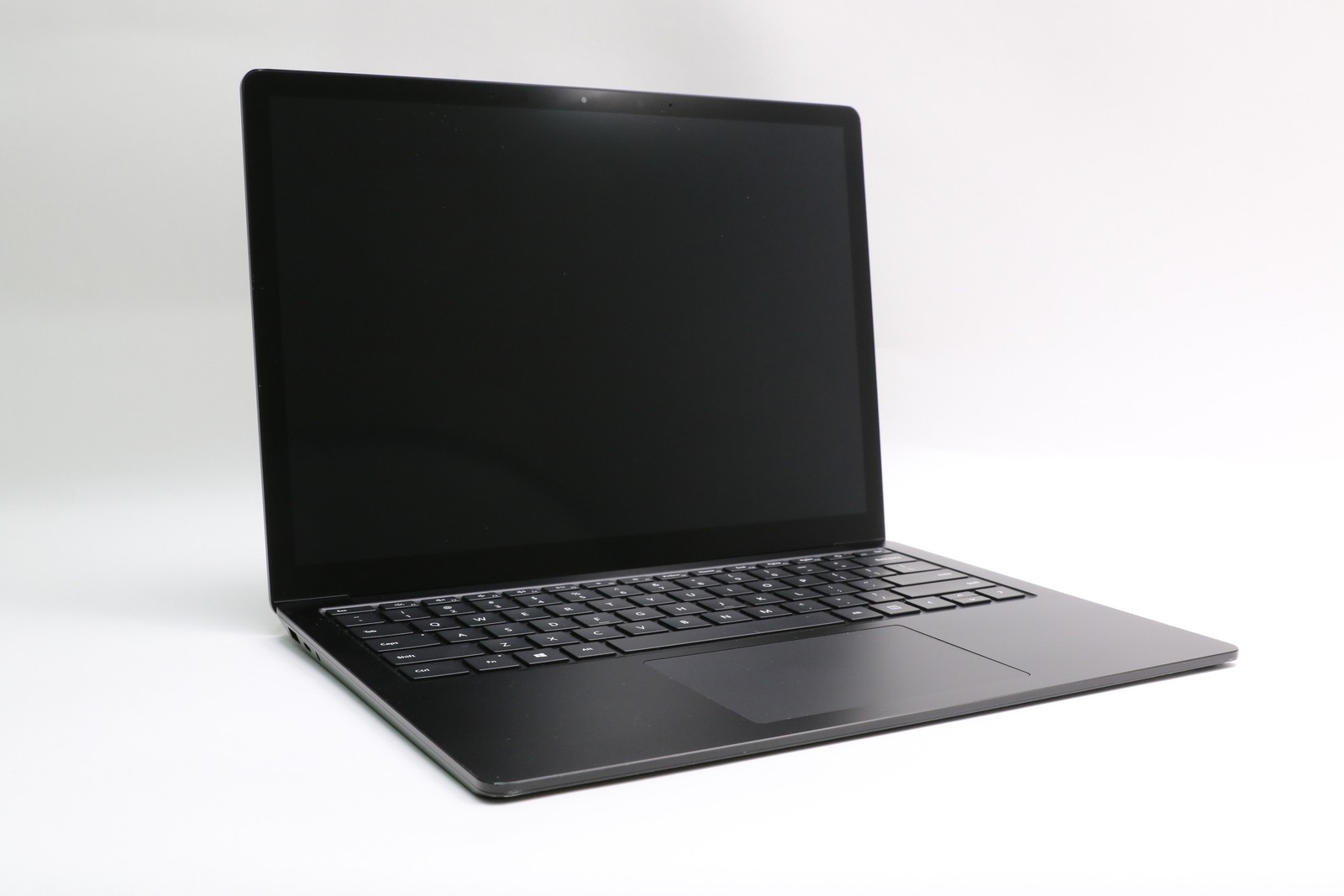 READ! 13.5″ Microsoft Surface Laptop 3, i7-1065G7, 16GB, 1TB, Touch
