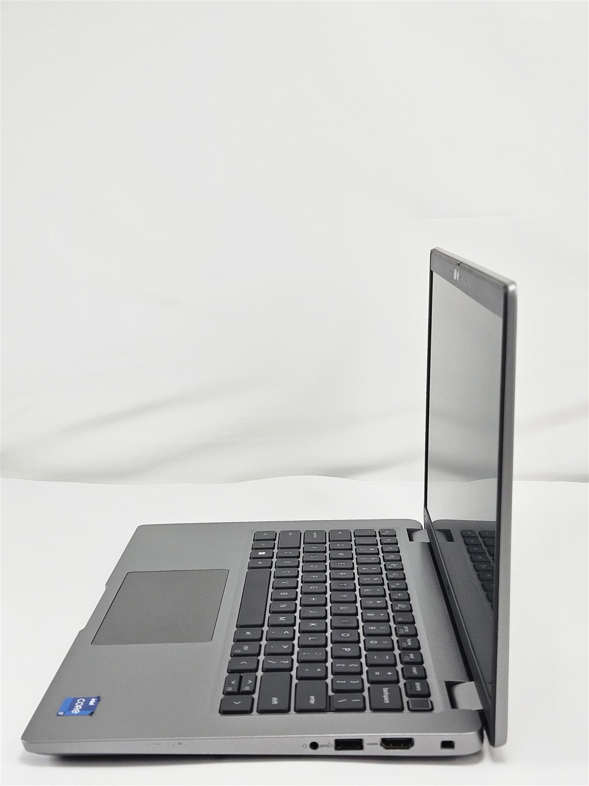 Dell Latitude 5440 i7-1355U 16GB 256GB SSD HDMI Thunderbolt 4 USB-C Win11 Home