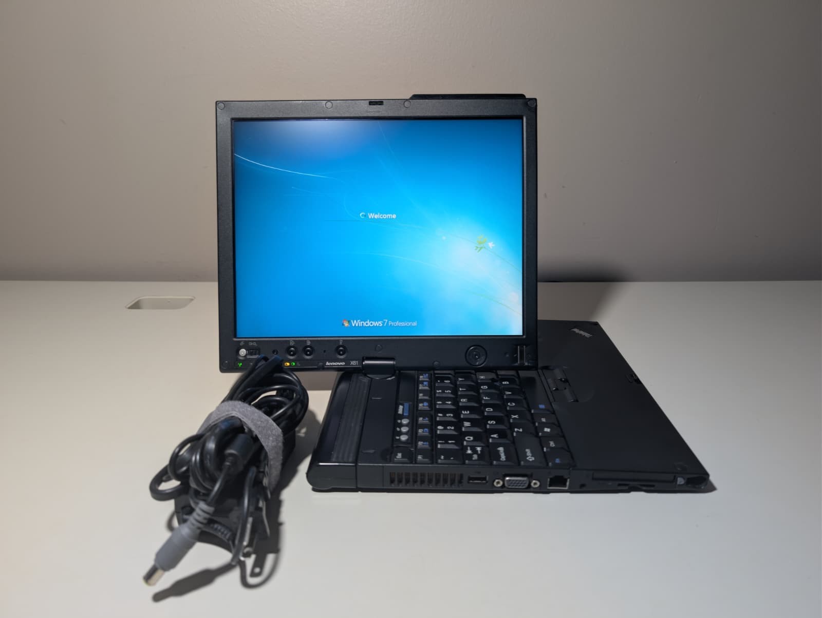 Lenovo ThinkPad X61 Tablet RARE | C2D L7500 4GB RAM 256GB SSD | Win 7 32-Bit