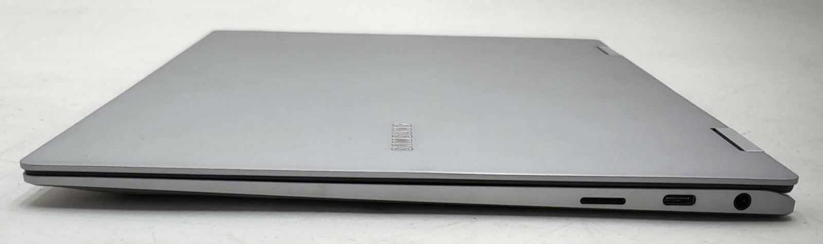 SAMSUNG NP930QED-KC1US P10VAB i7-1260P /16GB RAM /512GB NVMe / NO OS / #162965#
