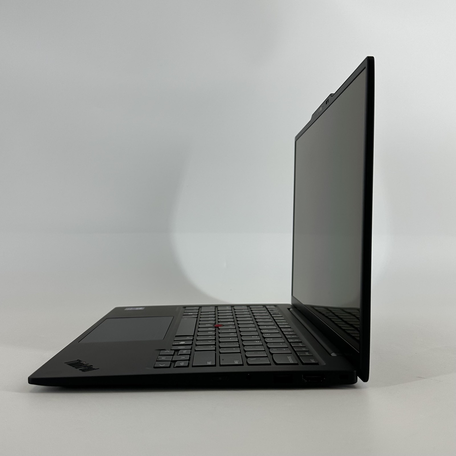 Lenovo ThinkPad X1 Carbon Gen 13 14 QHD+ TOUCH 1.5 GHz Ultra 5 225U 16GB 512GB