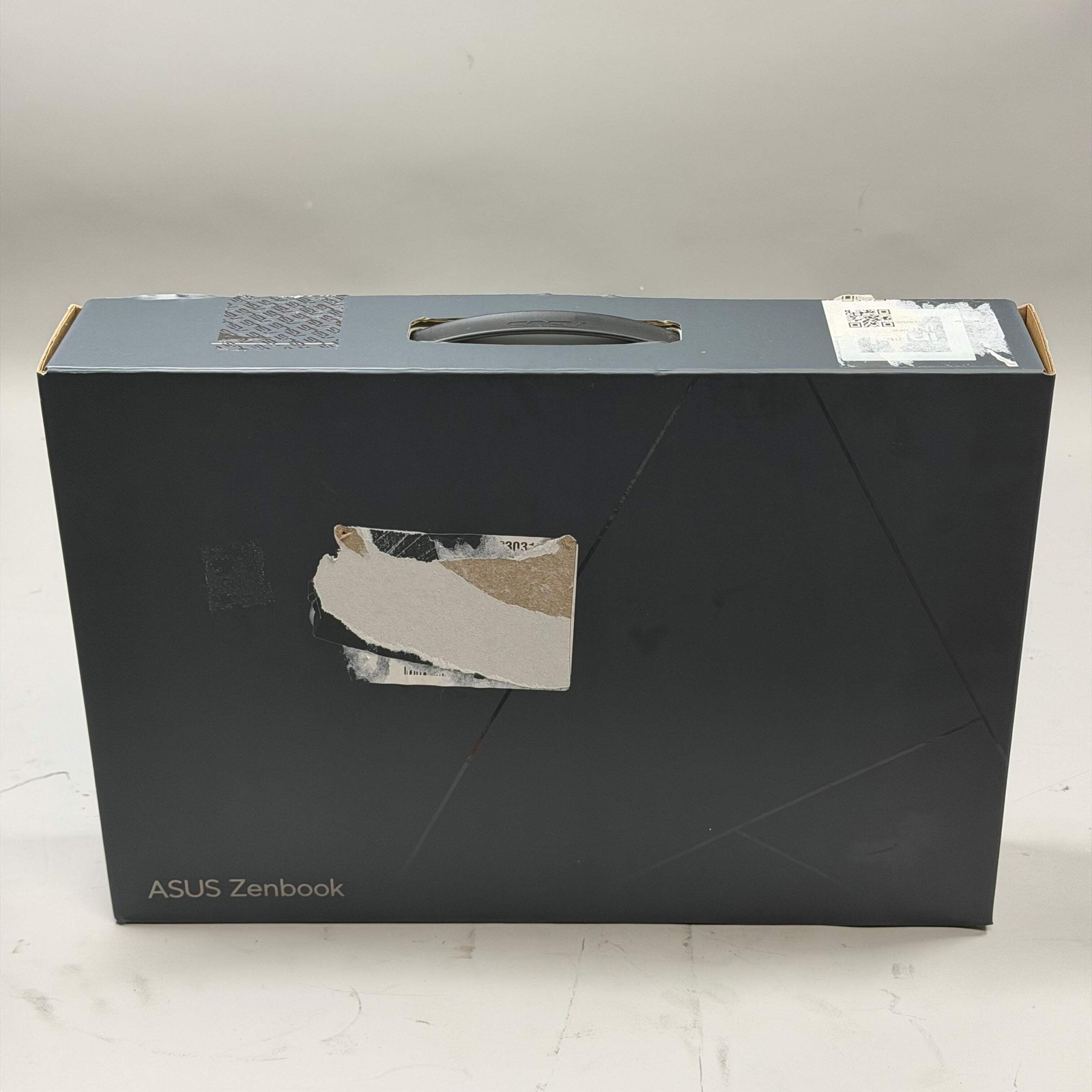 Asus ZenBook Q409ZA 14″ Core i5-1240P 1.70GHz 8GB RAM 256GB SSD