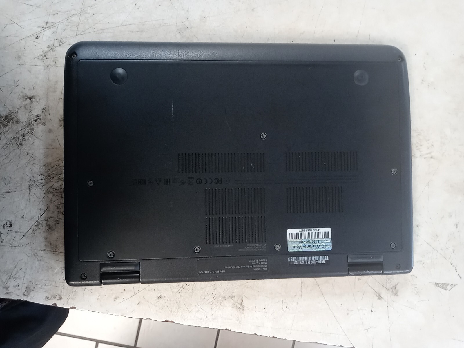 Lenovo ThinkPad Yoga 11e 11.6″ N3160 4GB 16GB SSD Touchscreen 2-in-1 Chromebook