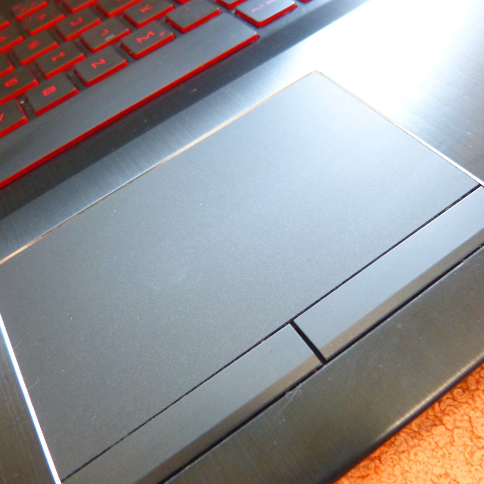 HP OMEN 17 AN i7 FULLHD 120Hz I Geforce GAMING GTX 8GB l Bang Olufsen Sound THX