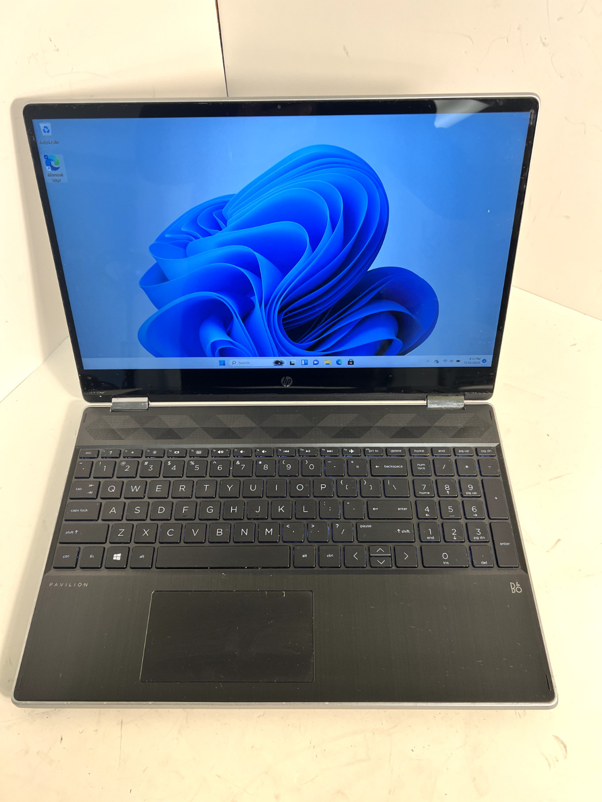 2-in1 HP Pavilion x360 Convertible 15″ i5-10210U 1.6GHz 16GB RAM 256GB SSD Win11