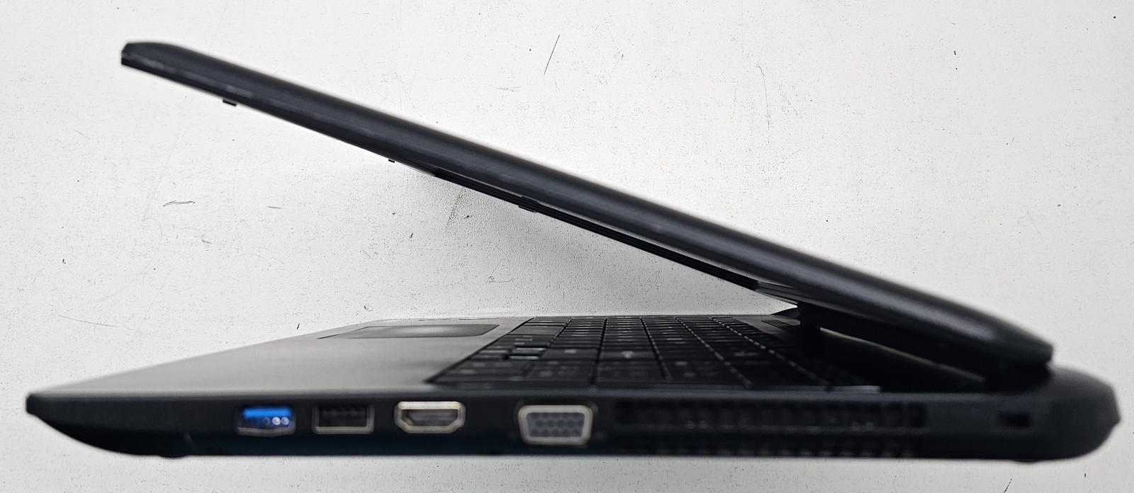 Toshiba Satellite C55-B5196 Laptop Intel Pentium N3540 4GB Ram NO HD/OS (FL)