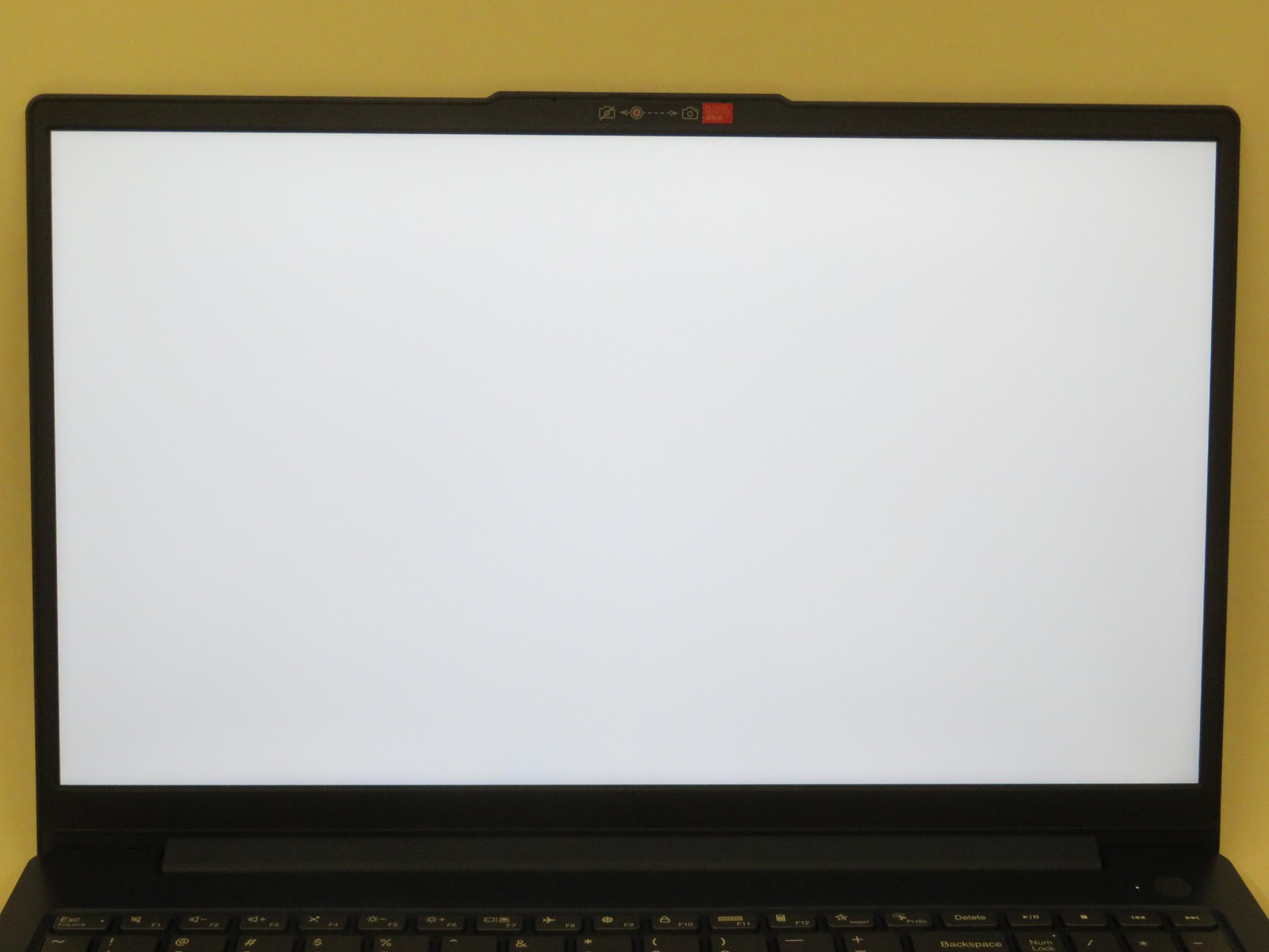 Ideapad Slim 3 15ABR8 15.6in FHD AMD Ryzen 7 7730U 2GHz 16GB RAM 512GB SSD