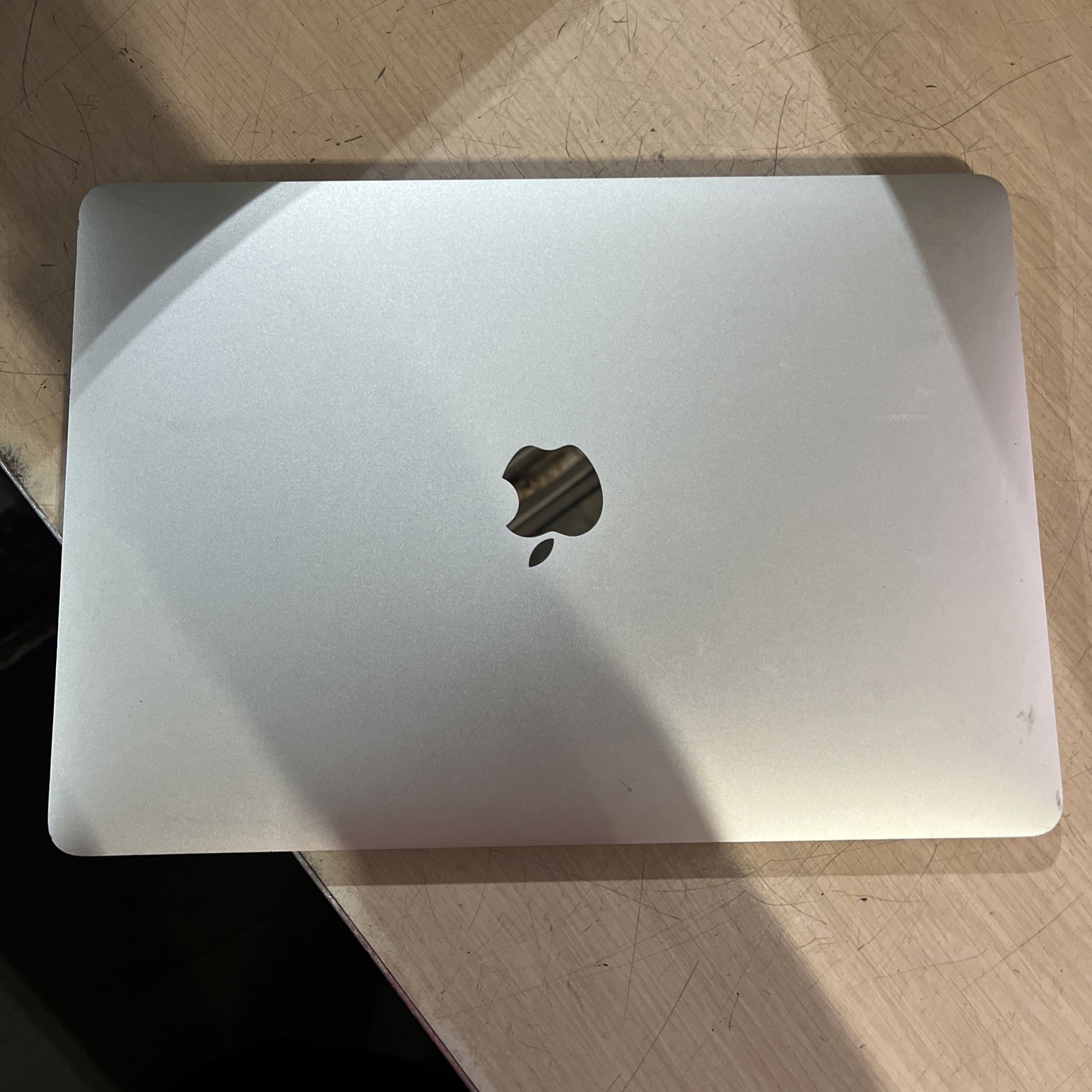 APPLE MACBOOK PRO 13″ TOUCH/MID-2017 CORE I5-7267U 3.1GHZ 8GB RAM 256SSD