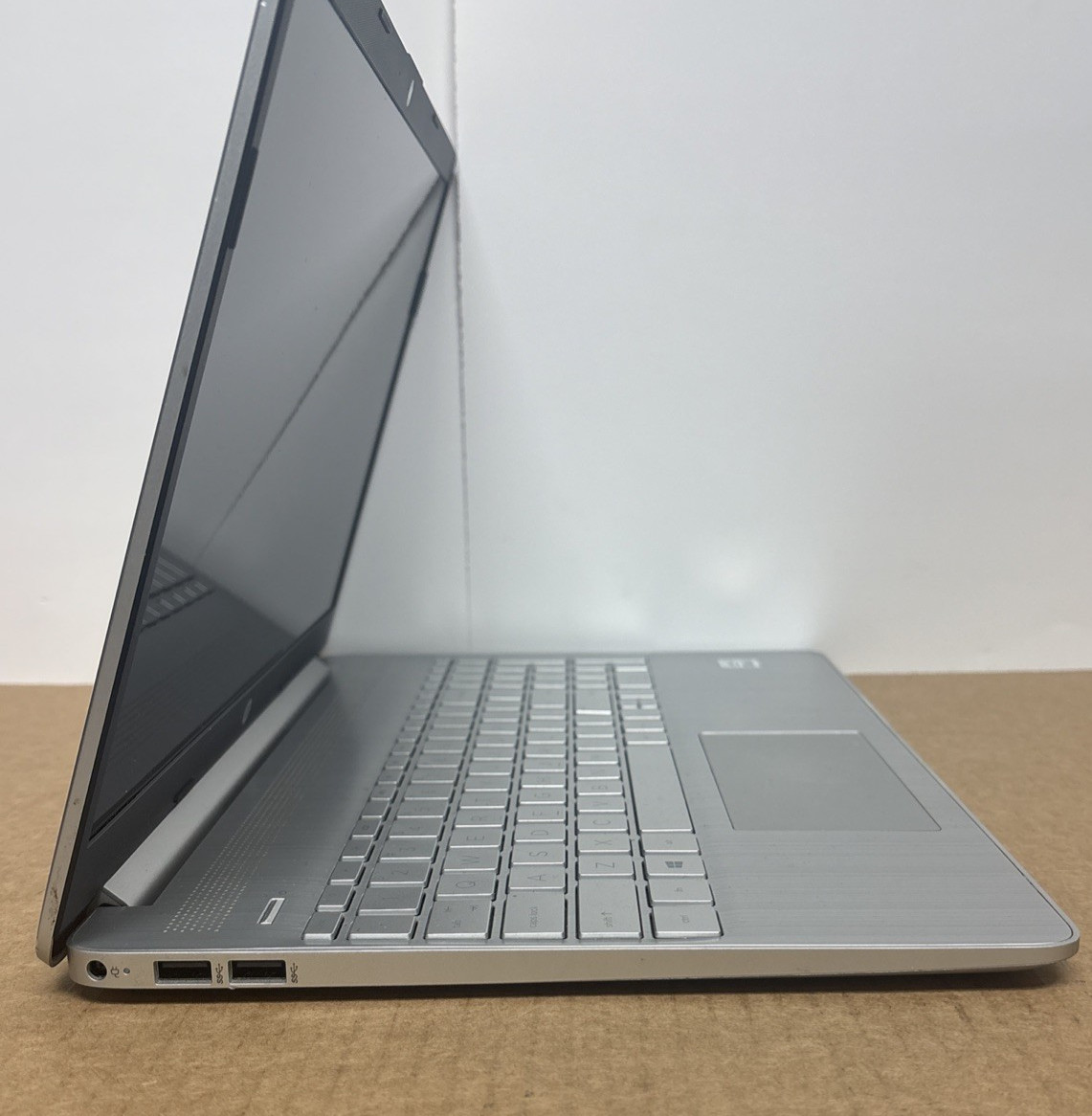 HP Laptop 10th Gen Intel Core i3 processor 8GB RAM 256GB SSD 15-dy1042cl