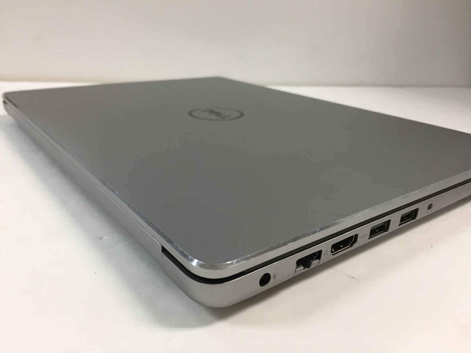 Dell Inspiron 14 7460 14″ FHD Business Laptop/Intel i7-7500U/8GB/1TB HDD/Win Pro