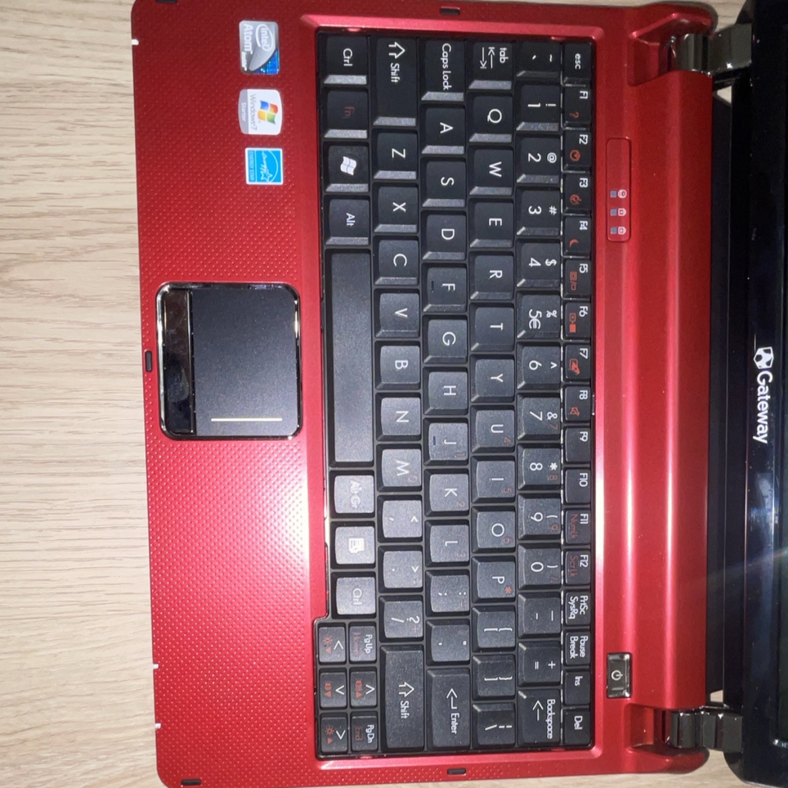Gateway LT2020u Red Netbook Windows 7 Starter 1GB RAM 160GB HDD Wi-Fi Webcam