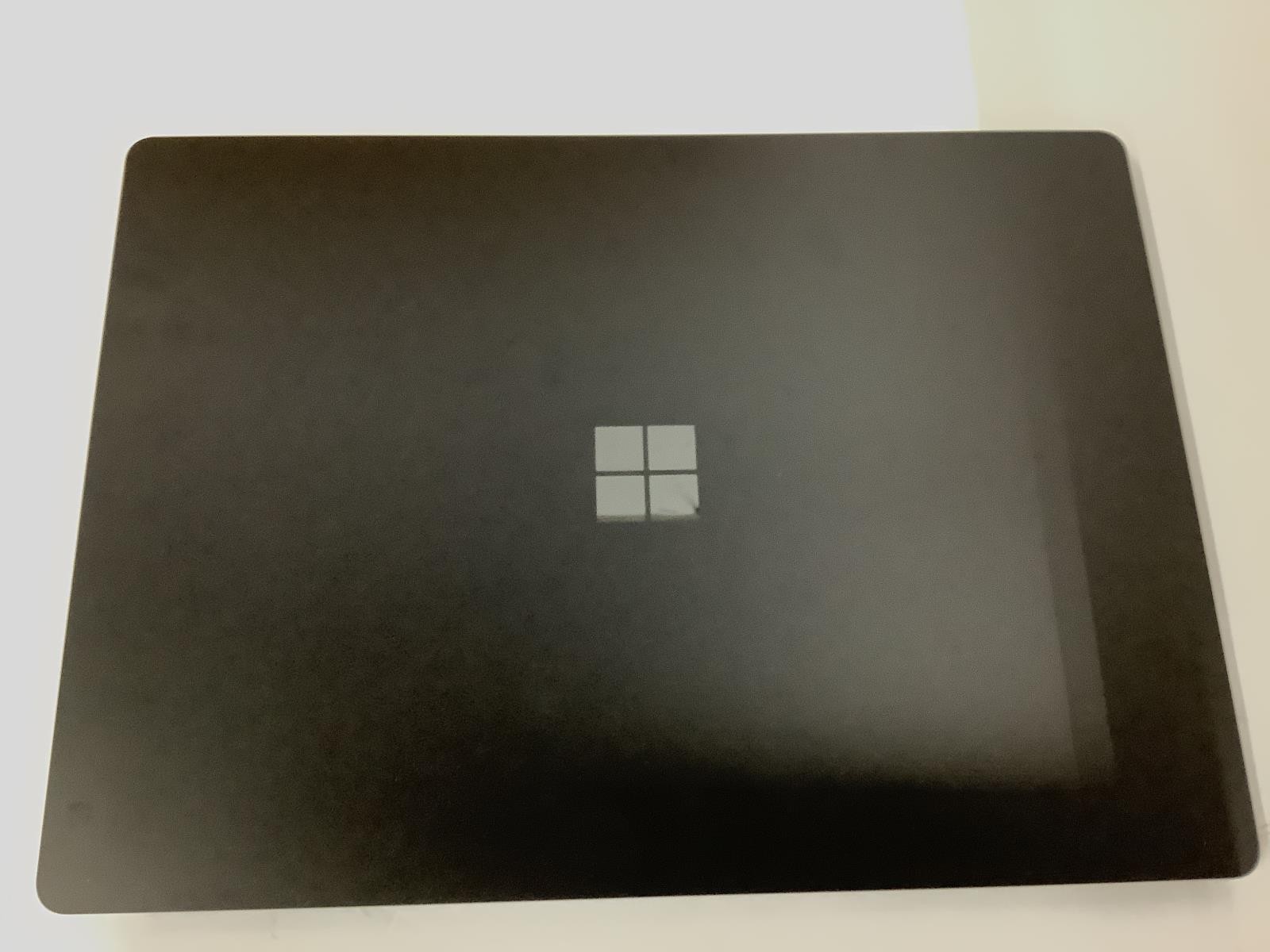 Microsoft Surface Laptop 6 Business AI 13.5″ Ultra 5 135H 16GB 512GB ZPX-00001