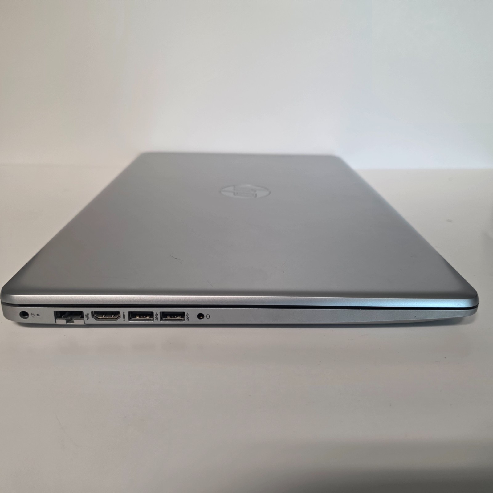 HP Notebook 17-by4633dx Laptop PC | Intel i5-1135G7 2.4GHz | 8GB RAM | No HDD A6